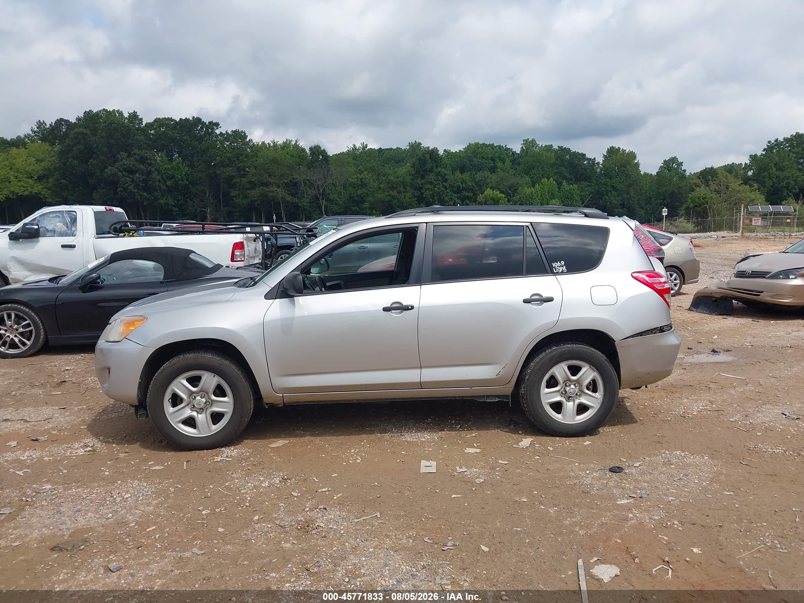 2010 Toyota Rav4 Silver vin: 2T3ZF4DV9AW051075
