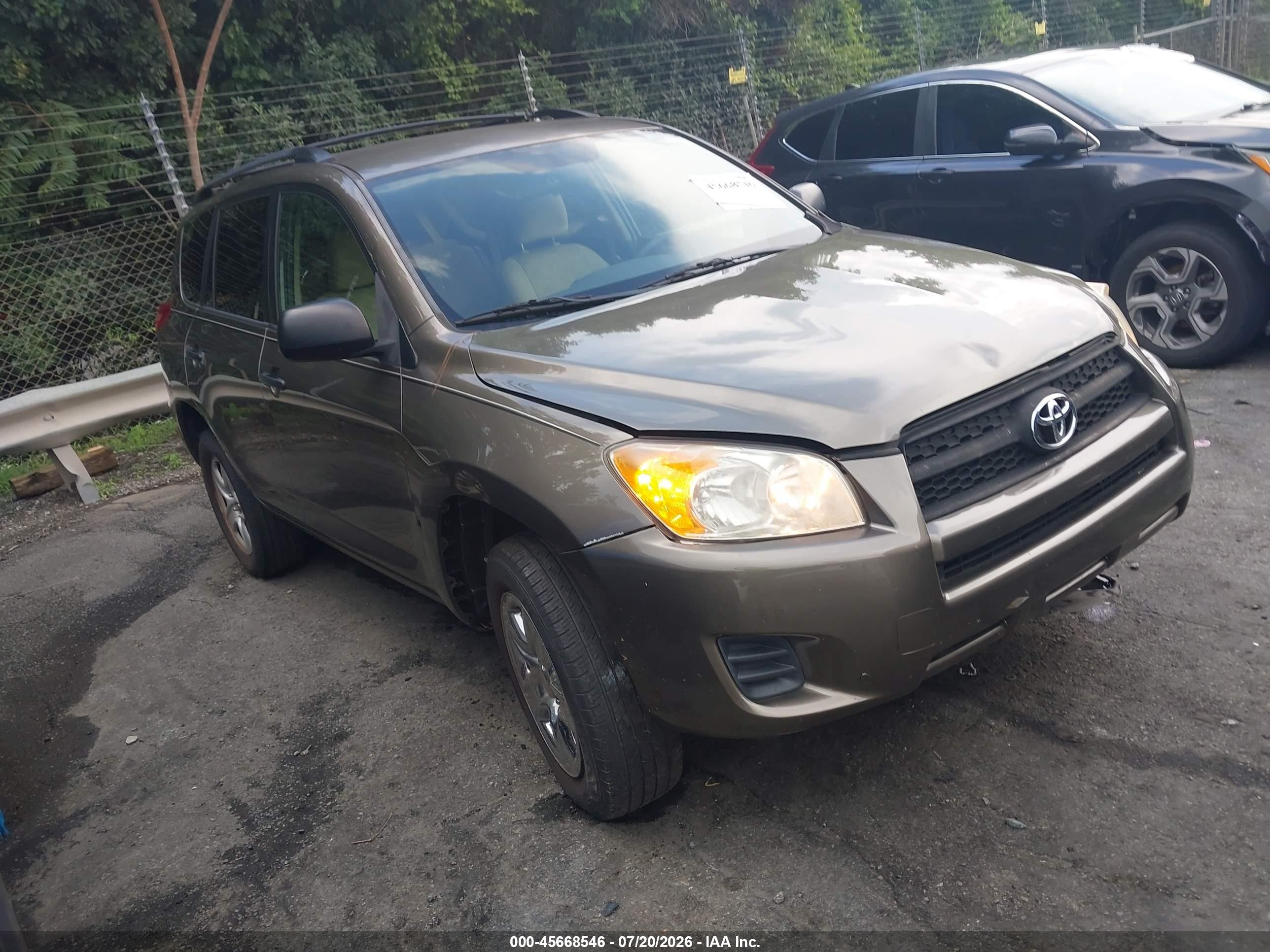 2011 Toyota Rav4   Gold vin: 2T3ZF4DV9BW055127
