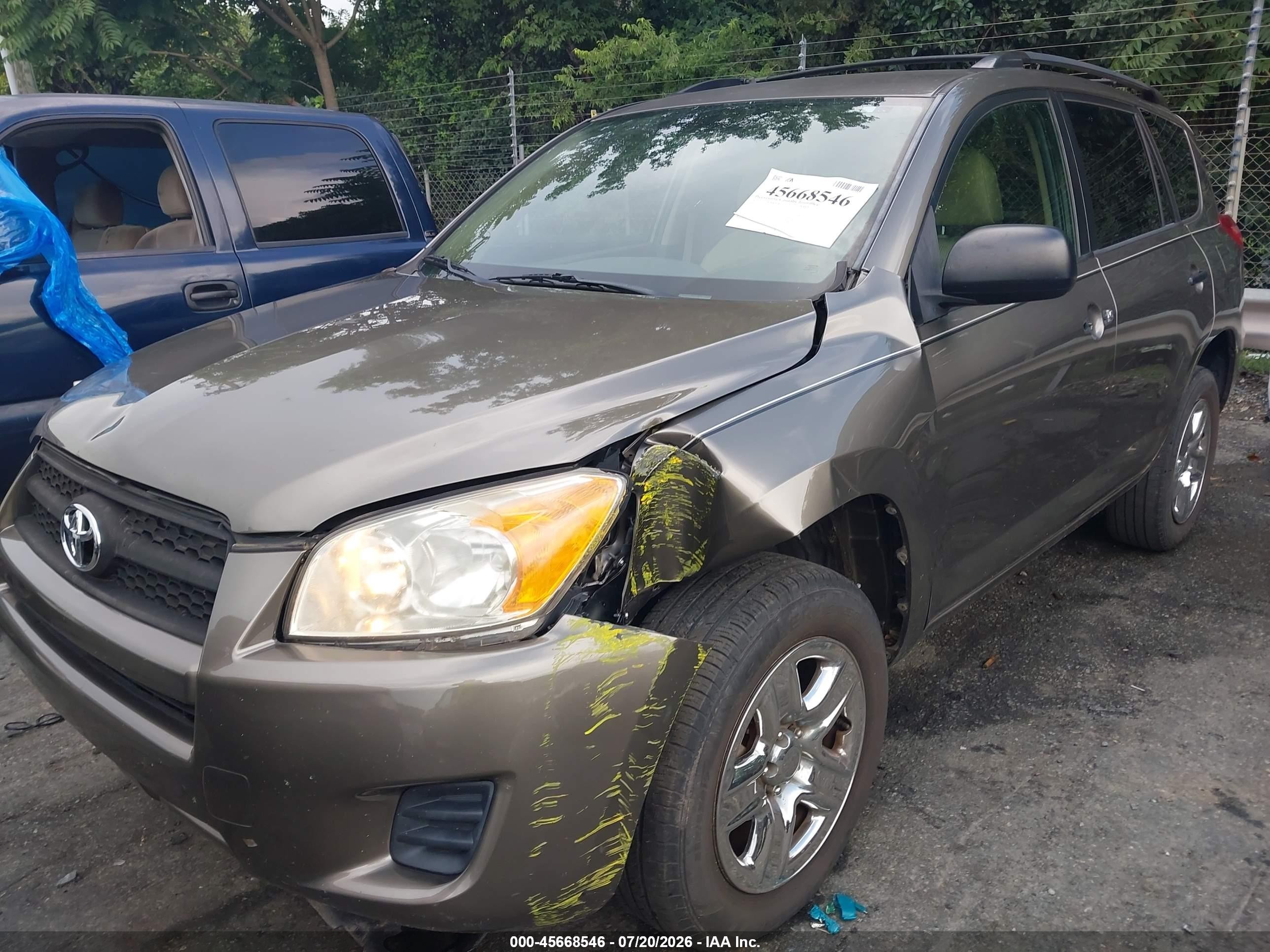 2011 Toyota Rav4   Gold vin: 2T3ZF4DV9BW055127