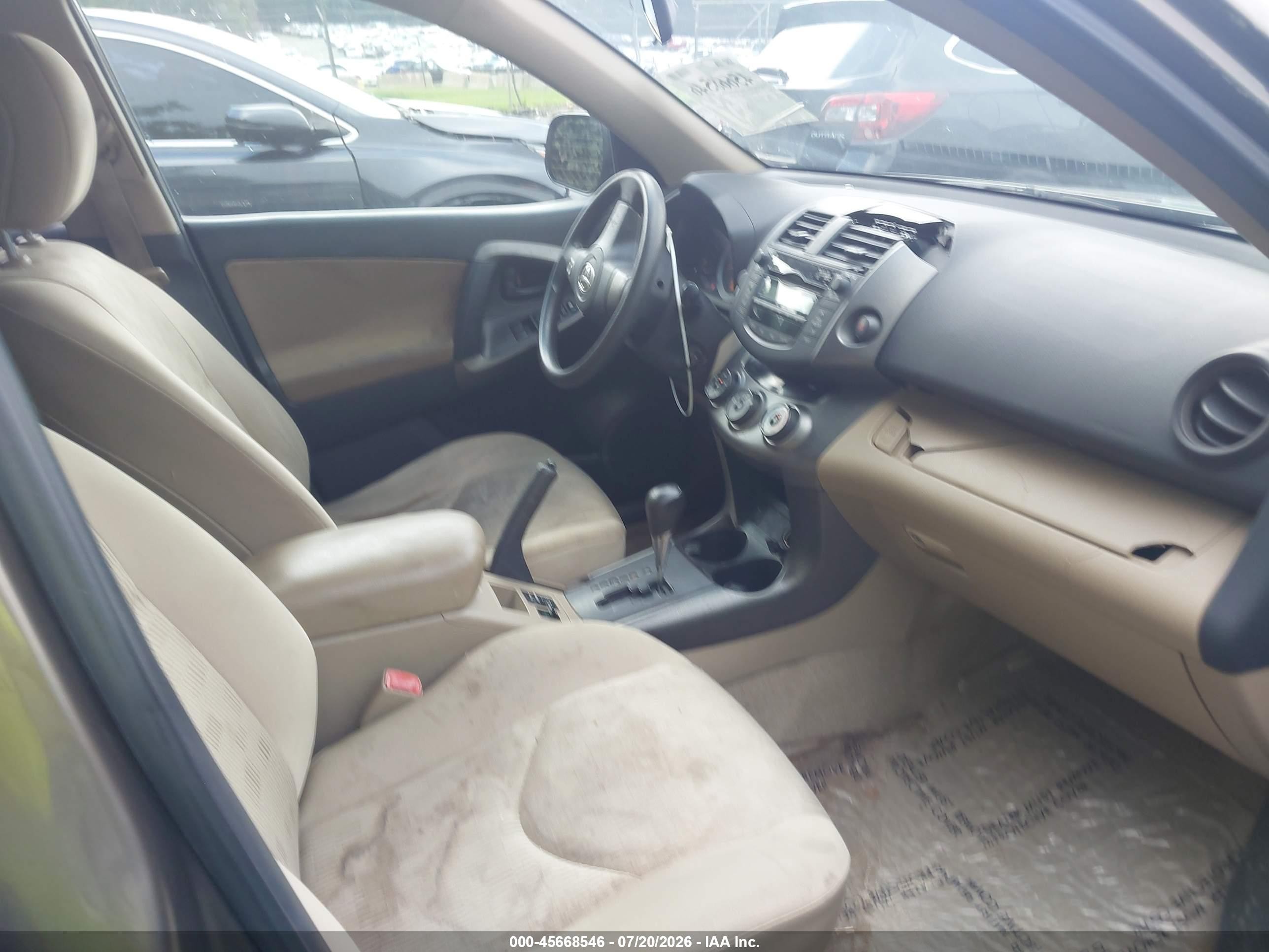 2011 Toyota Rav4   Gold vin: 2T3ZF4DV9BW055127