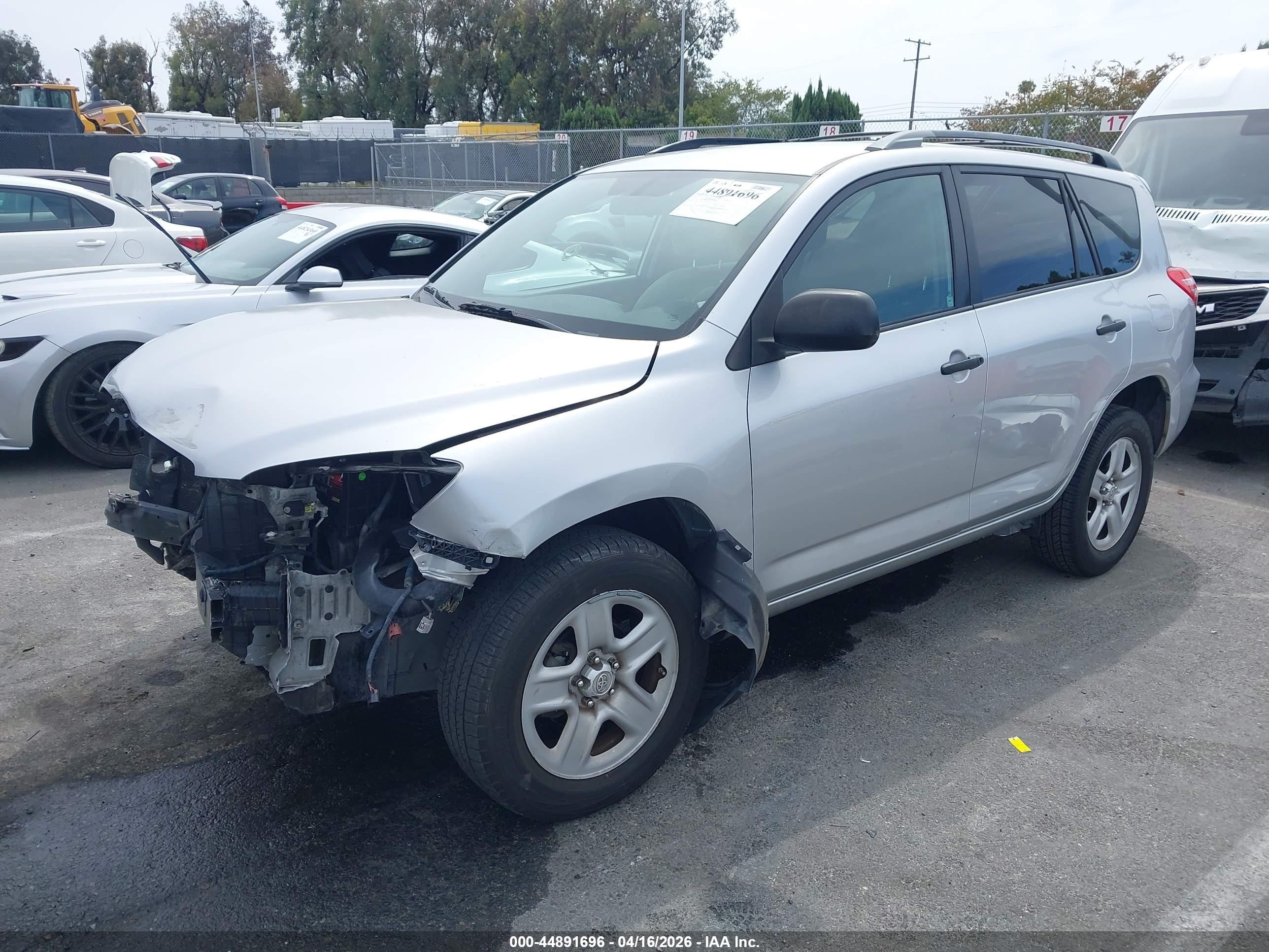 2011 Toyota Rav4   Silver vin: 2T3ZF4DV9BW068976