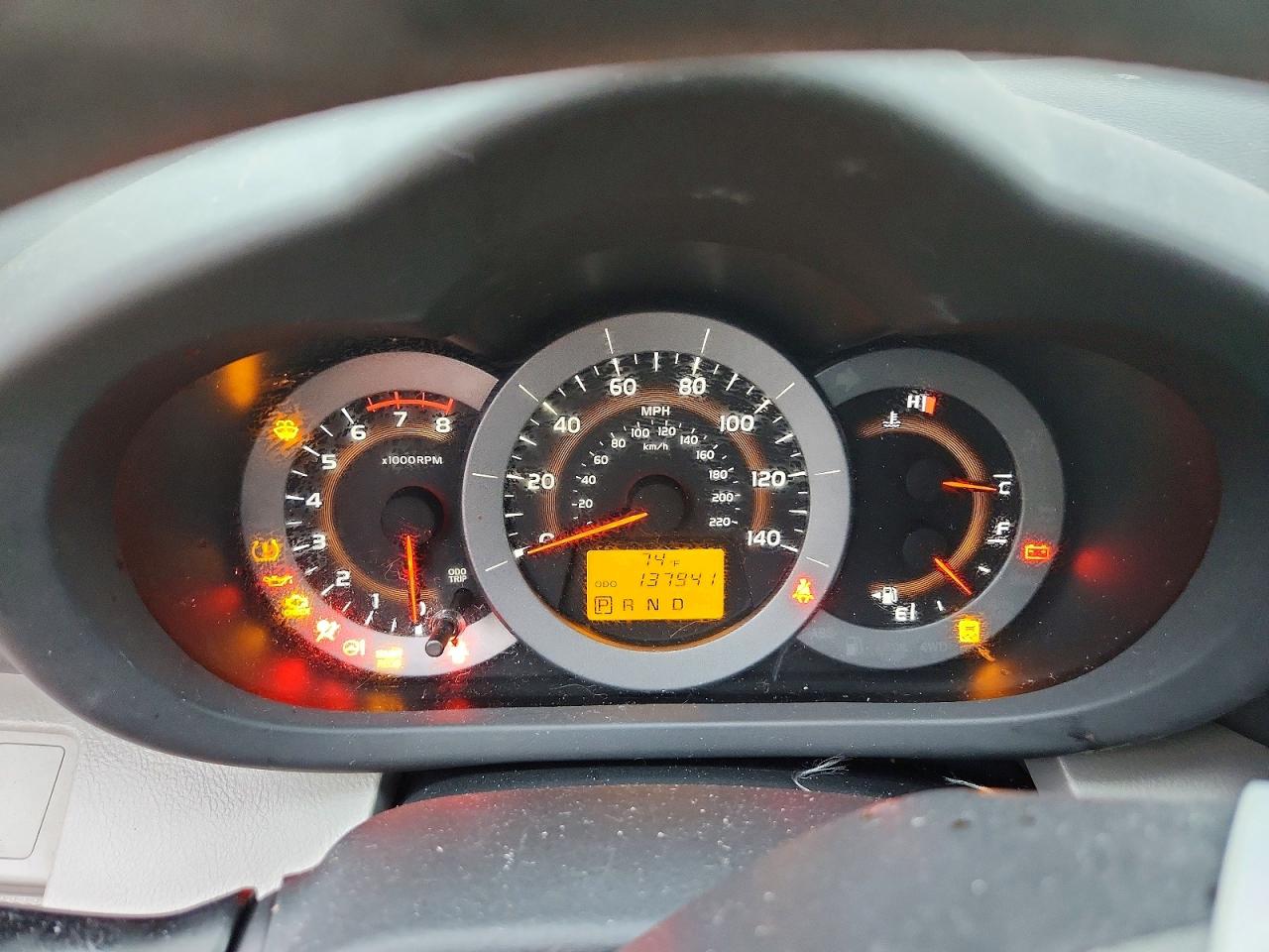 2011 Toyota Rav4 Base Red vin: 2T3ZF4DV9BW080402