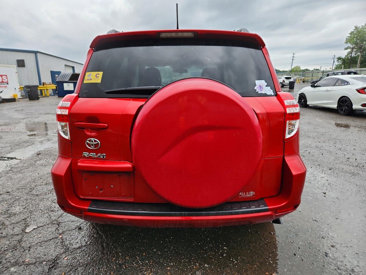 2011 Toyota Rav4 Base Red vin: 2T3ZF4DV9BW080402