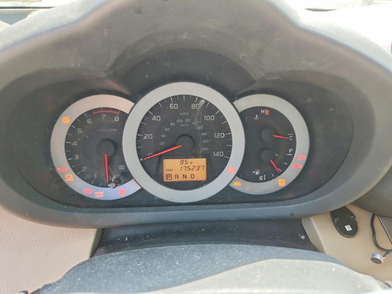 2011 Toyota Rav4 Base Белый vin: 2T3ZF4DV9BW082117