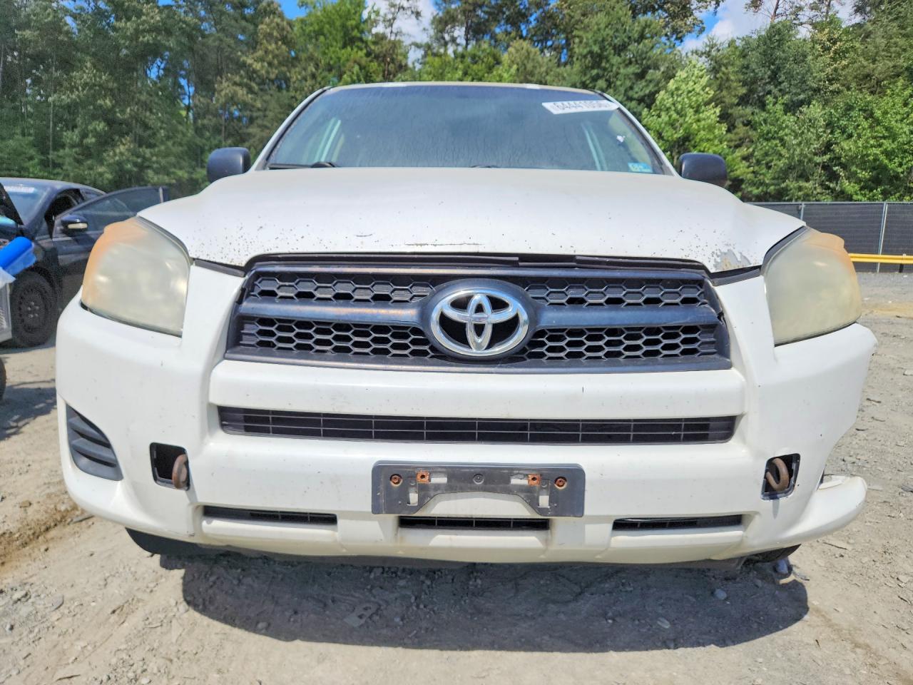 2011 Toyota Rav4 Base Белый vin: 2T3ZF4DV9BW082117