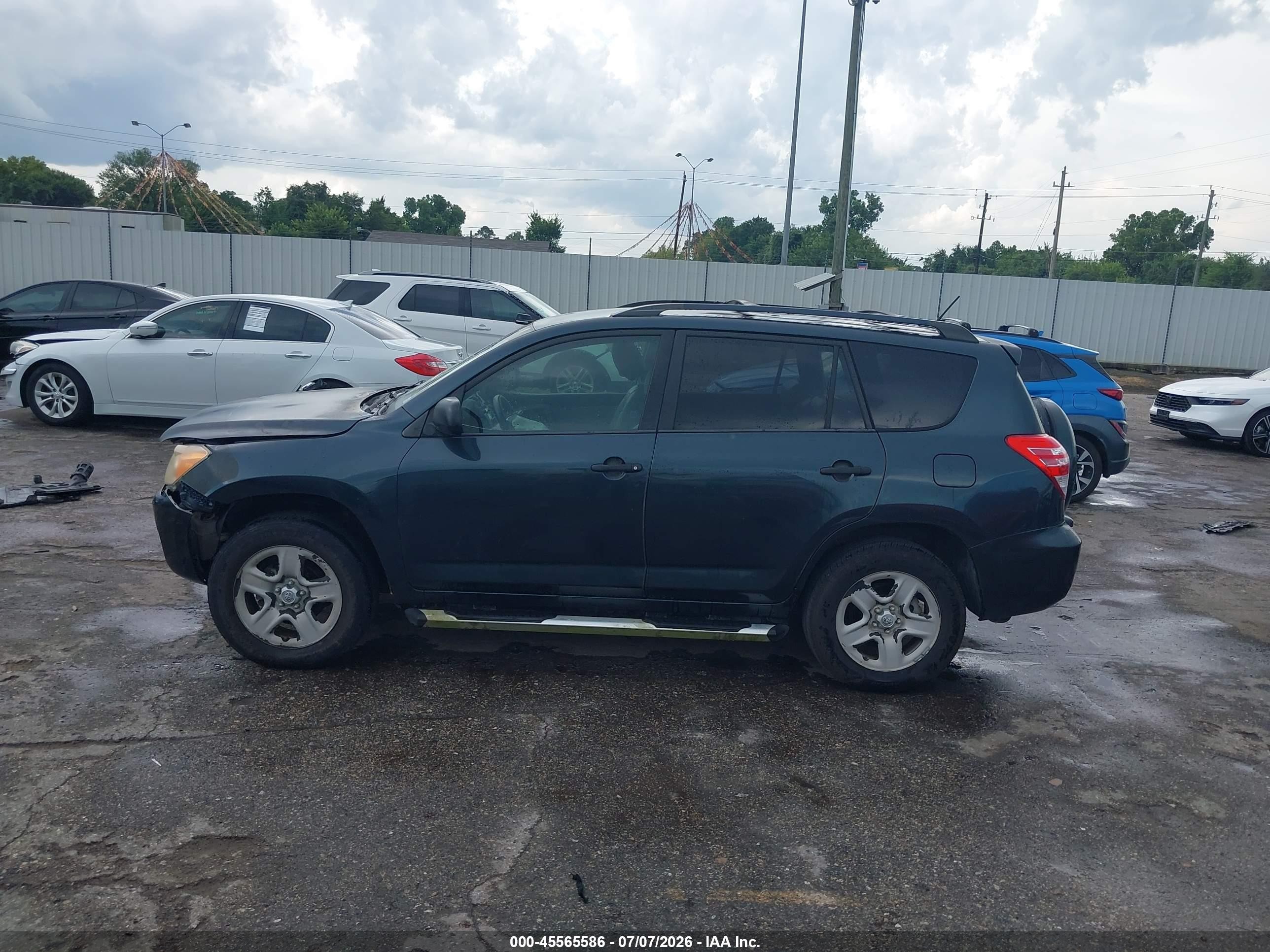 2011 Toyota Rav4   Blue vin: 2T3ZF4DV9BW084465