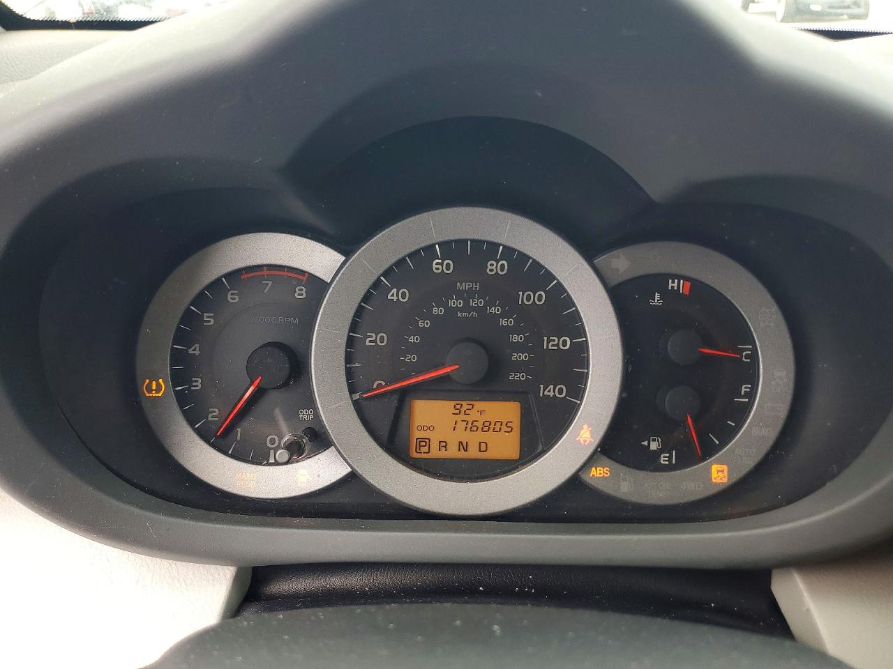 2011 Toyota Rav4 Base Silver vin: 2T3ZF4DV9BW090220