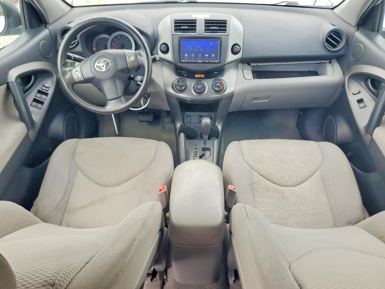2011 Toyota Rav4 Base Silver vin: 2T3ZF4DV9BW090220