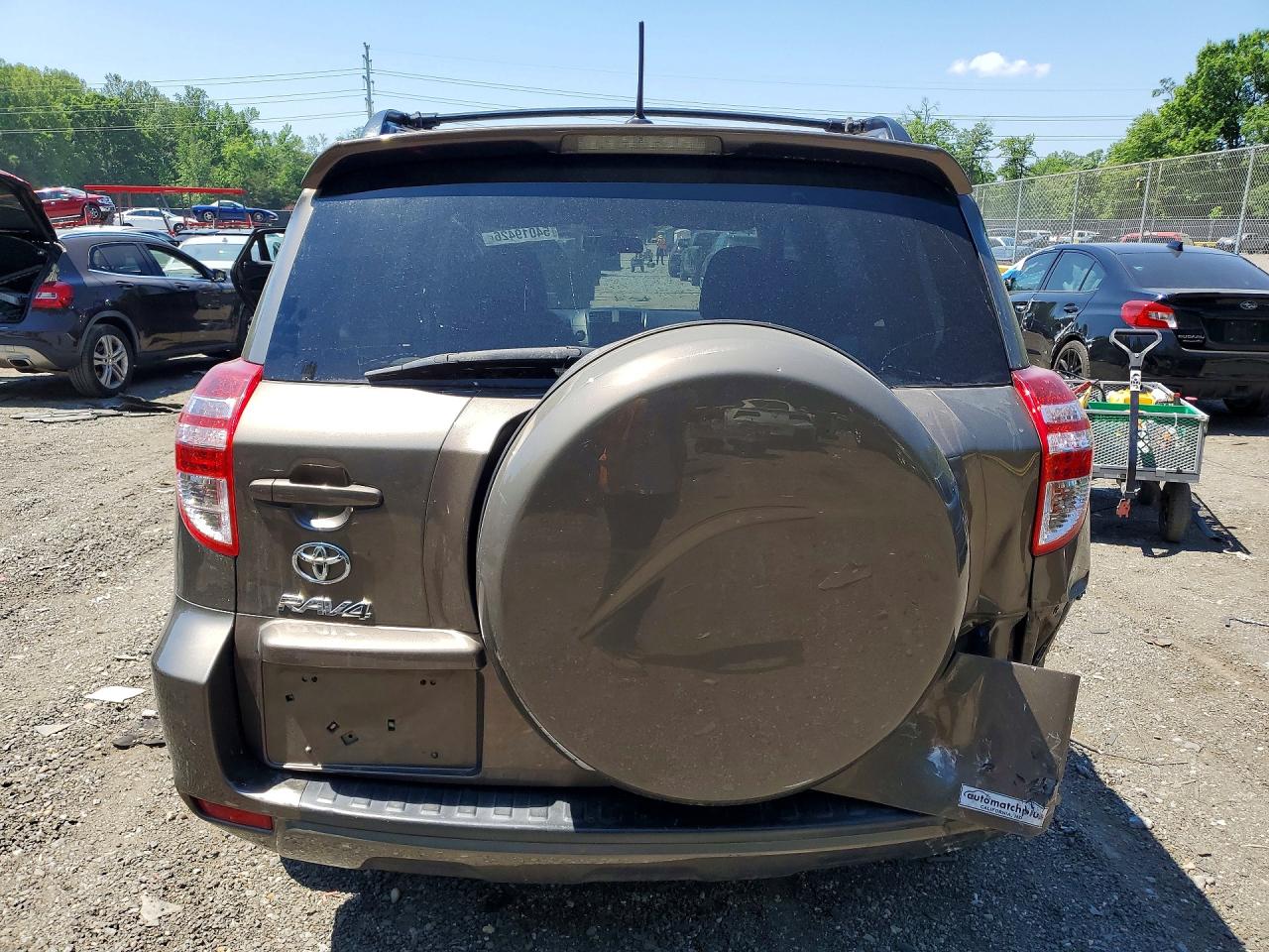 2011 Toyota Rav4 Base Tan vin: 2T3ZF4DV9BW093408