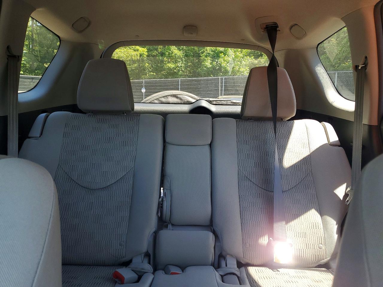 2011 Toyota Rav4 Base Tan vin: 2T3ZF4DV9BW093408