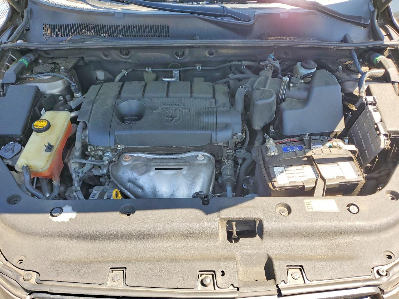 2011 Toyota Rav4 Base Tan vin: 2T3ZF4DV9BW093408