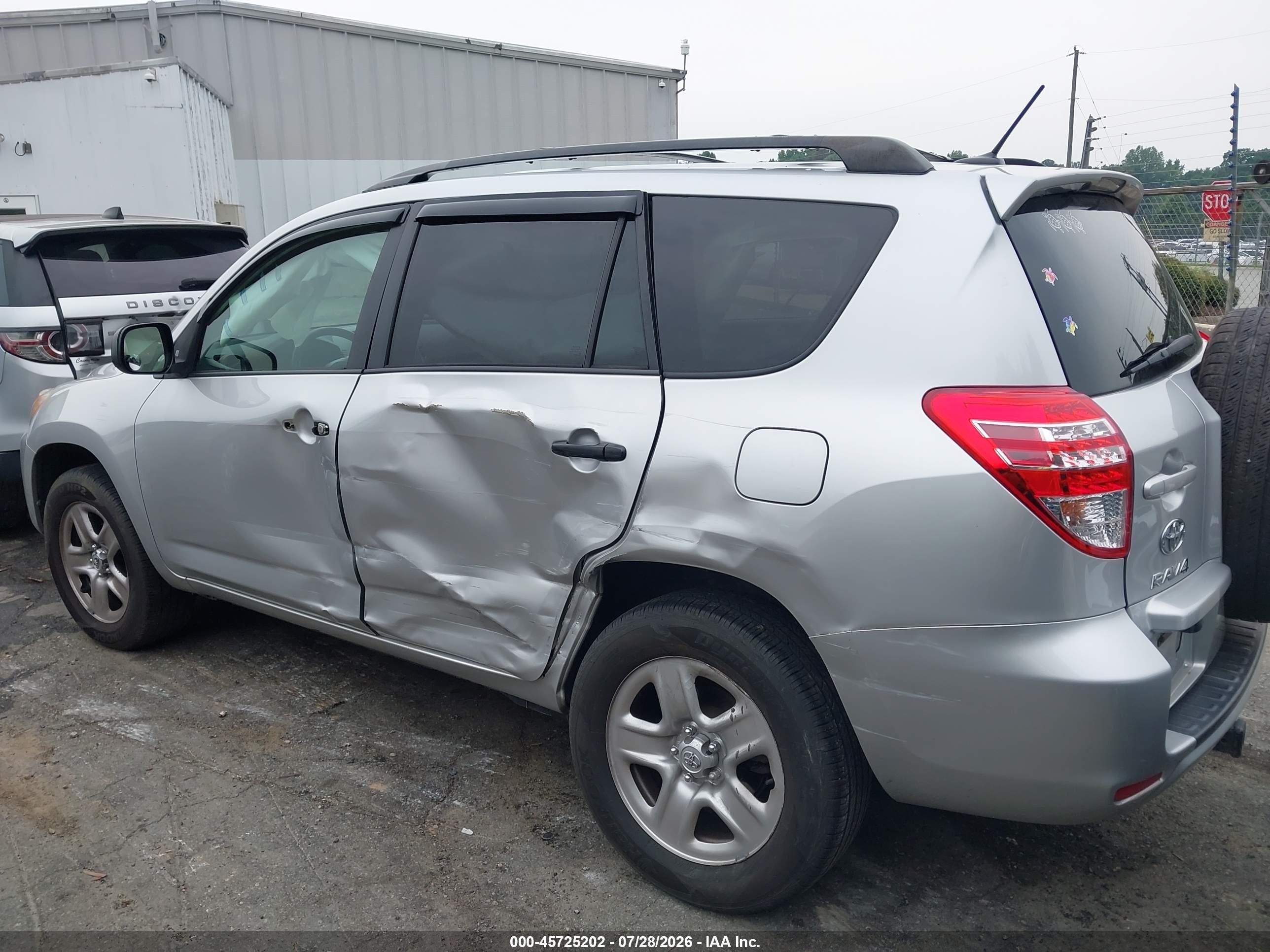 2011 Toyota Rav4   Silver vin: 2T3ZF4DV9BW097314