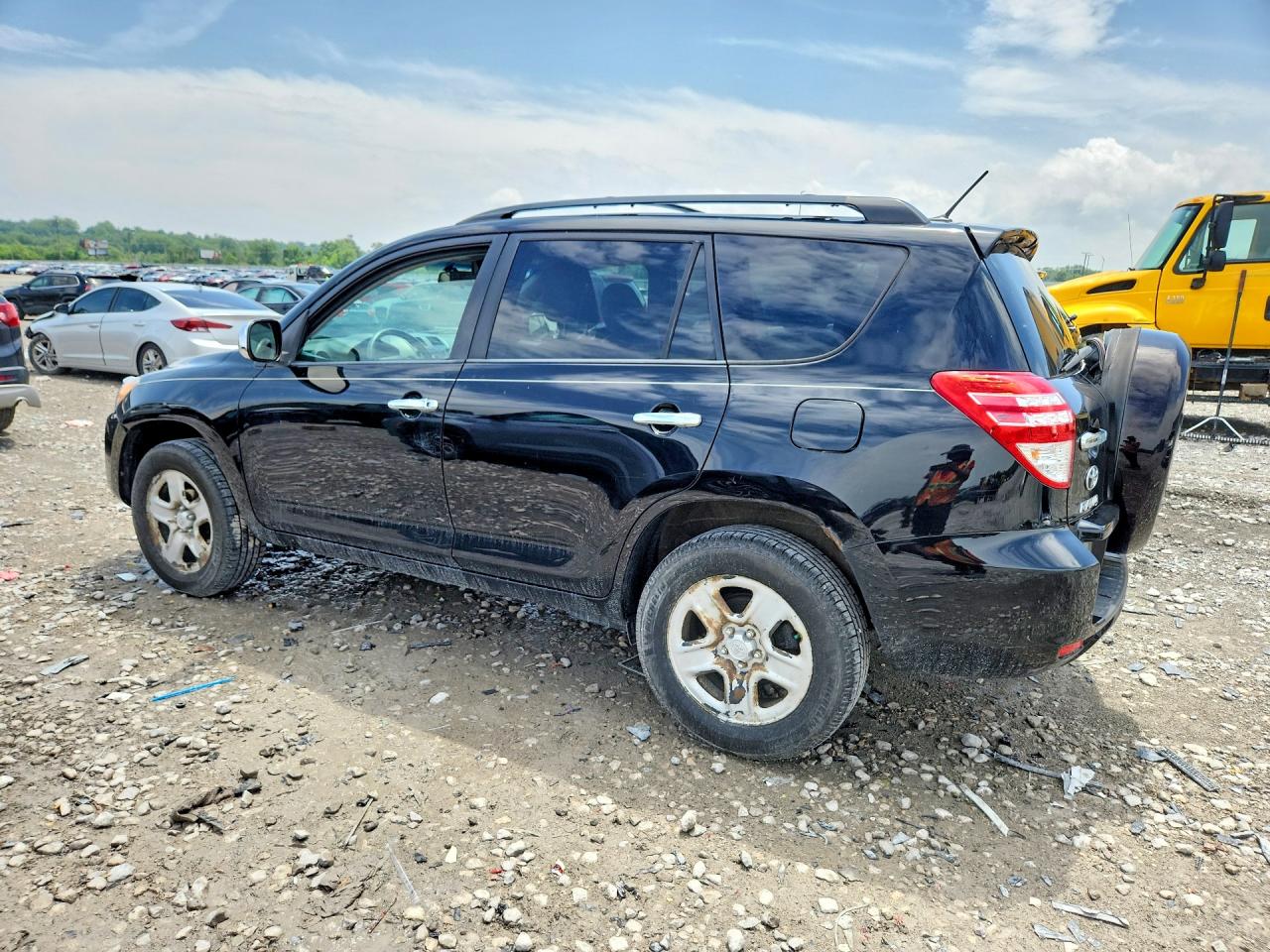 2011 Toyota Rav4 Base Black vin: 2T3ZF4DV9BW098902
