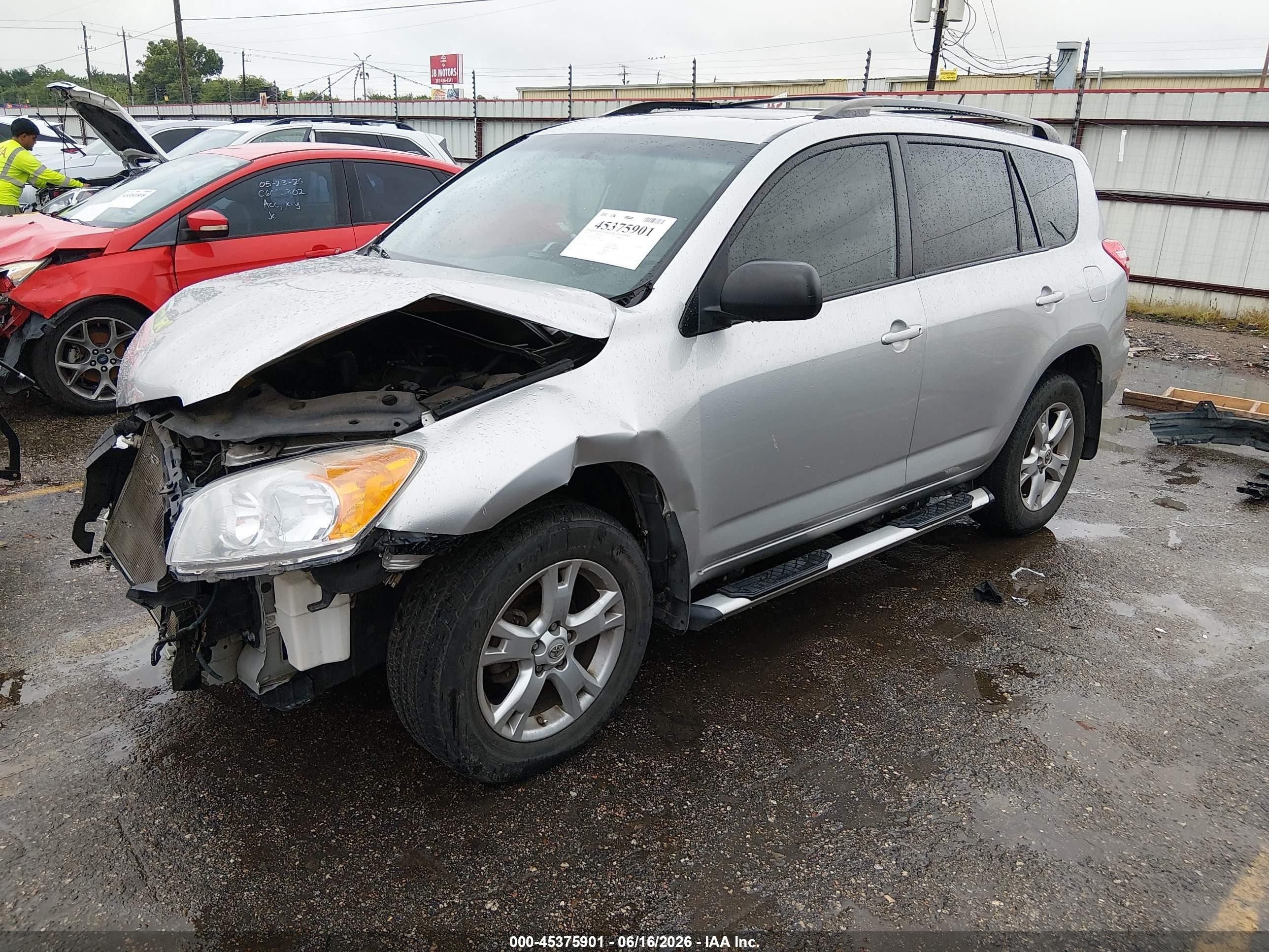 2011 Toyota Rav4   Silver vin: 2T3ZF4DV9BW100003
