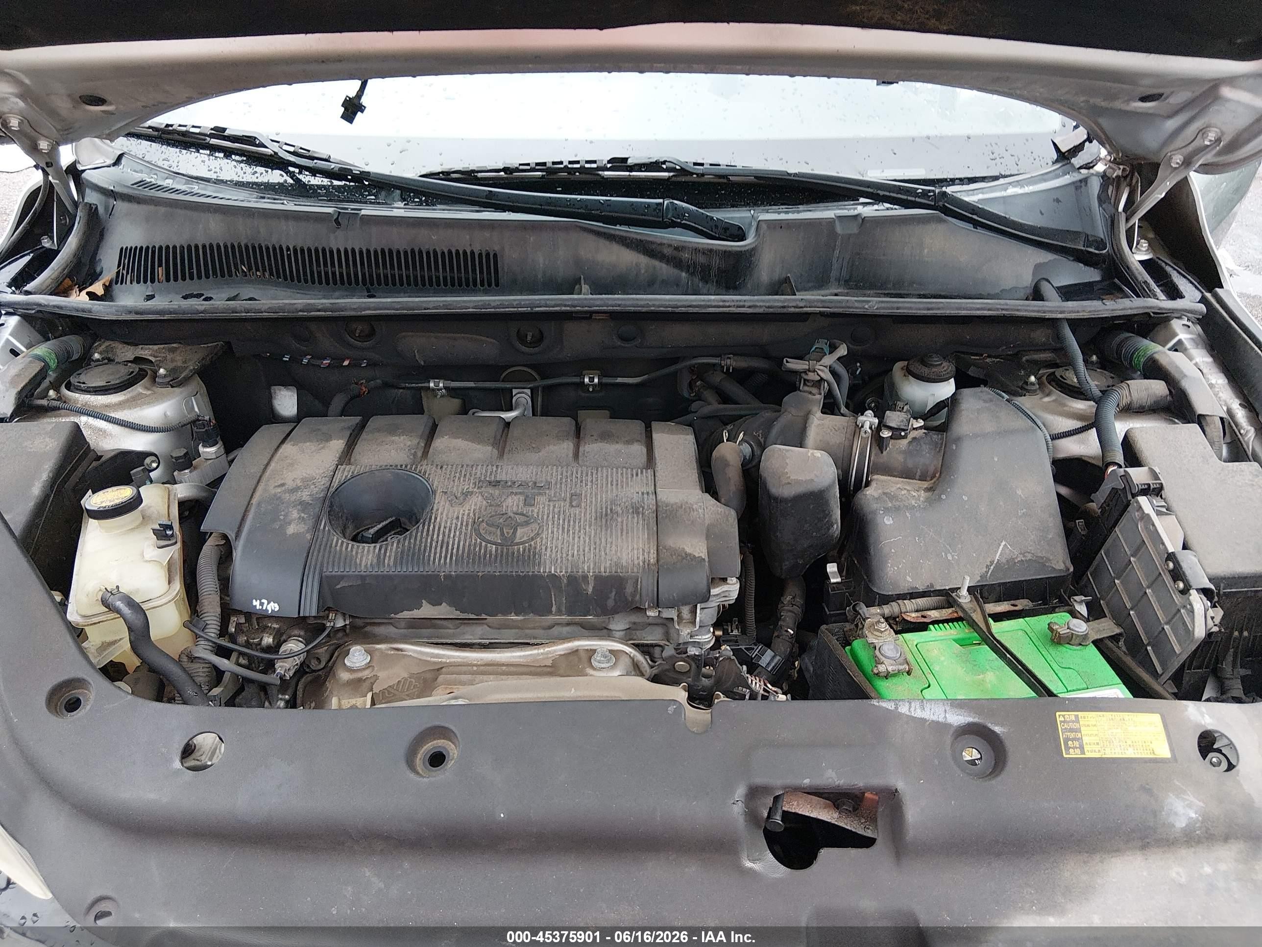 2011 Toyota Rav4   Silver vin: 2T3ZF4DV9BW100003
