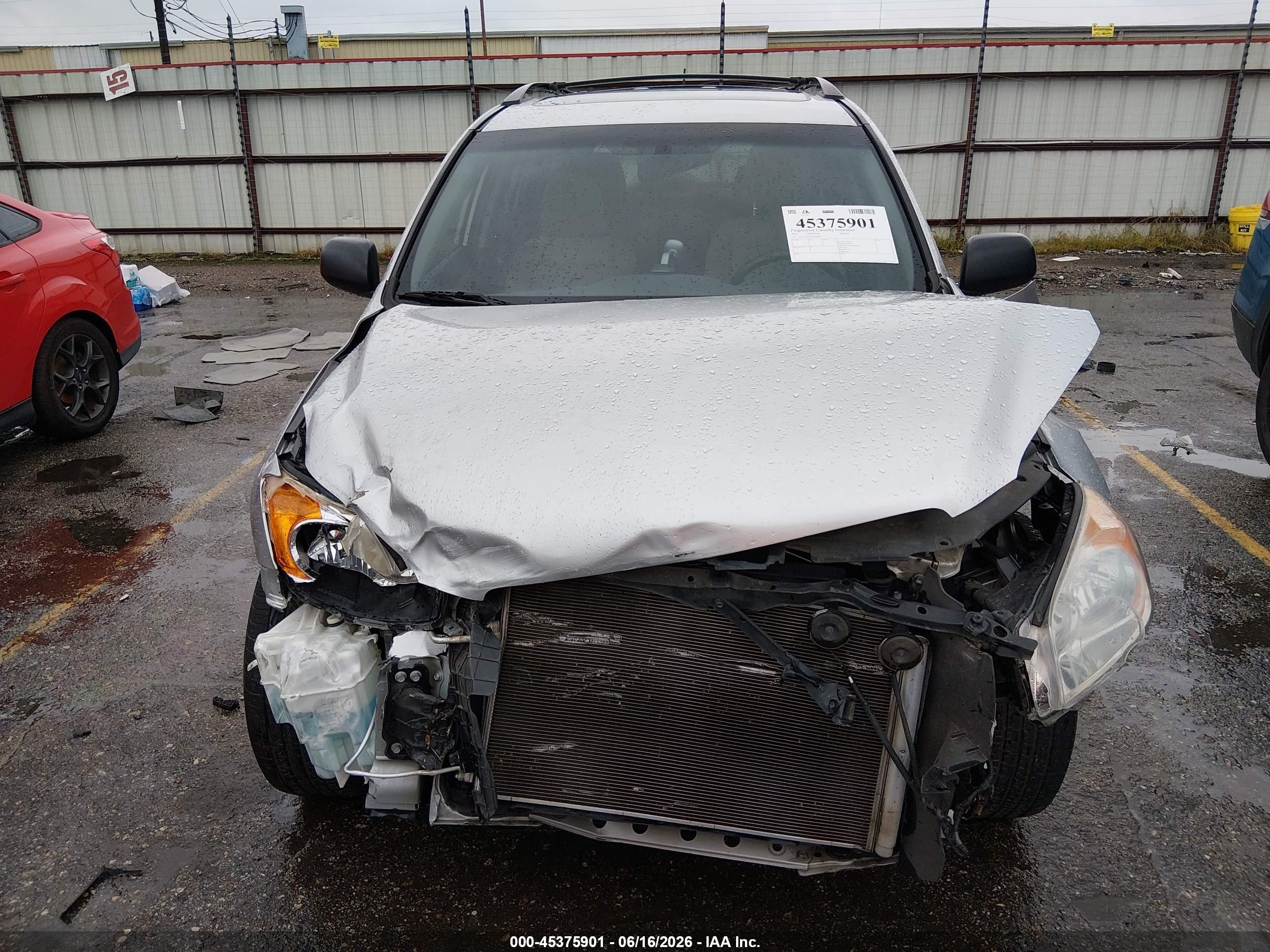 2011 Toyota Rav4   Silver vin: 2T3ZF4DV9BW100003
