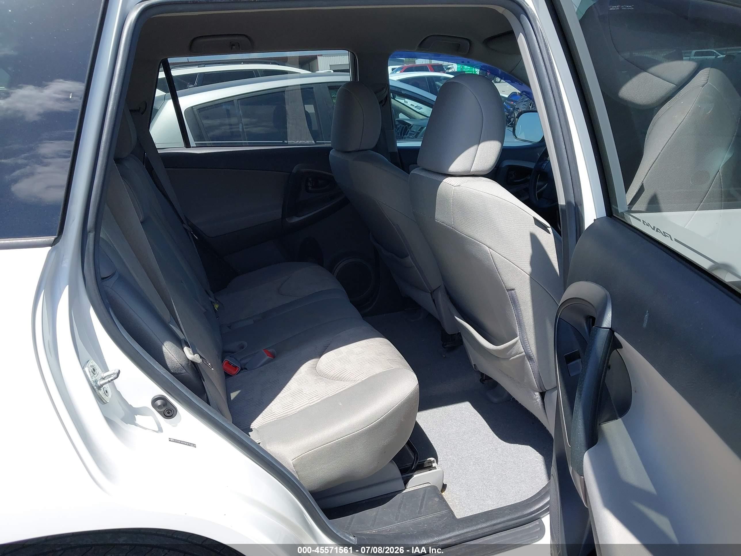 2012 Toyota Rav4   White vin: 2T3ZF4DV9CW152619
