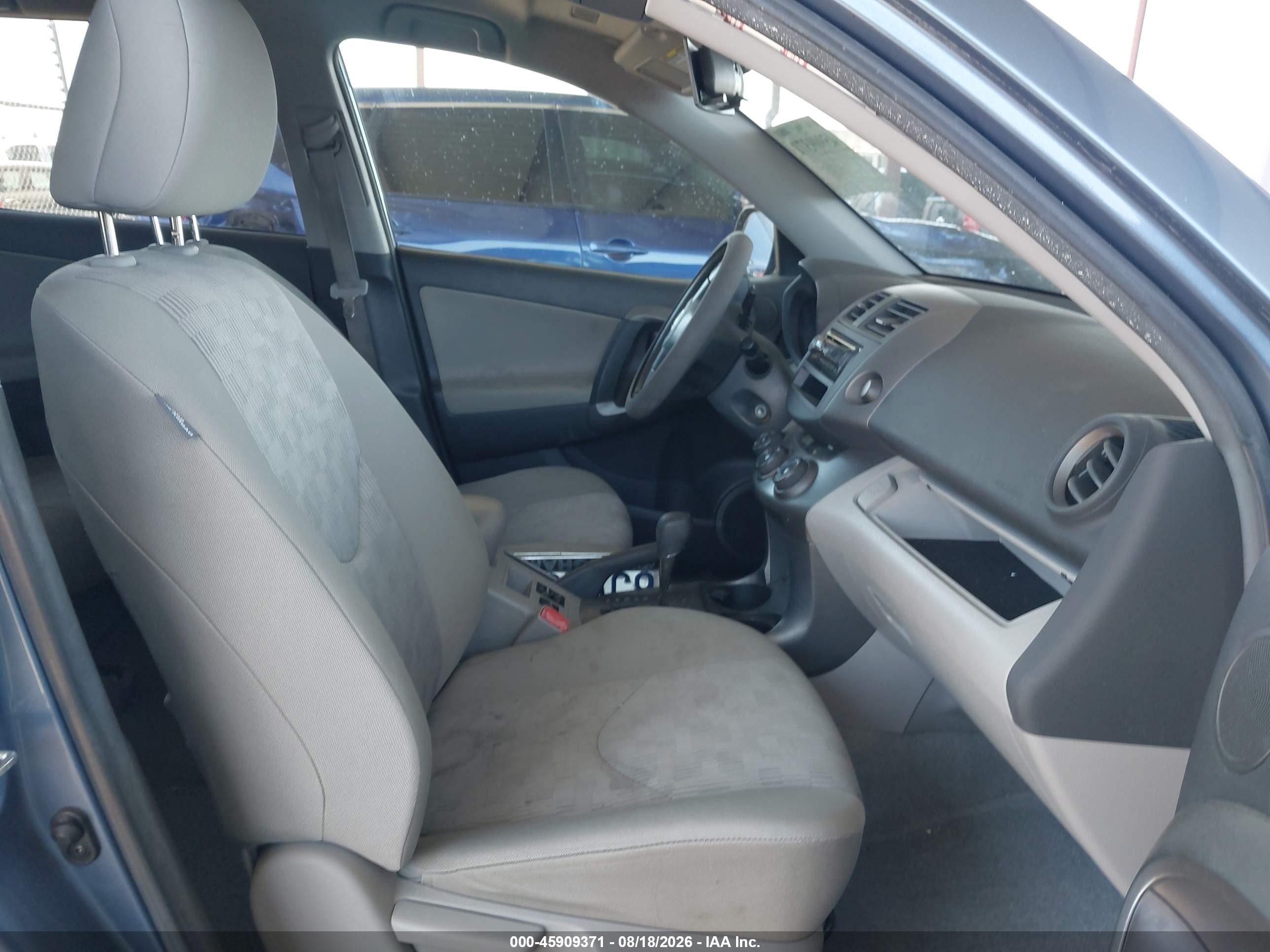 2010 Toyota Rav4   Синий vin: 2T3ZF4DVXAW017811