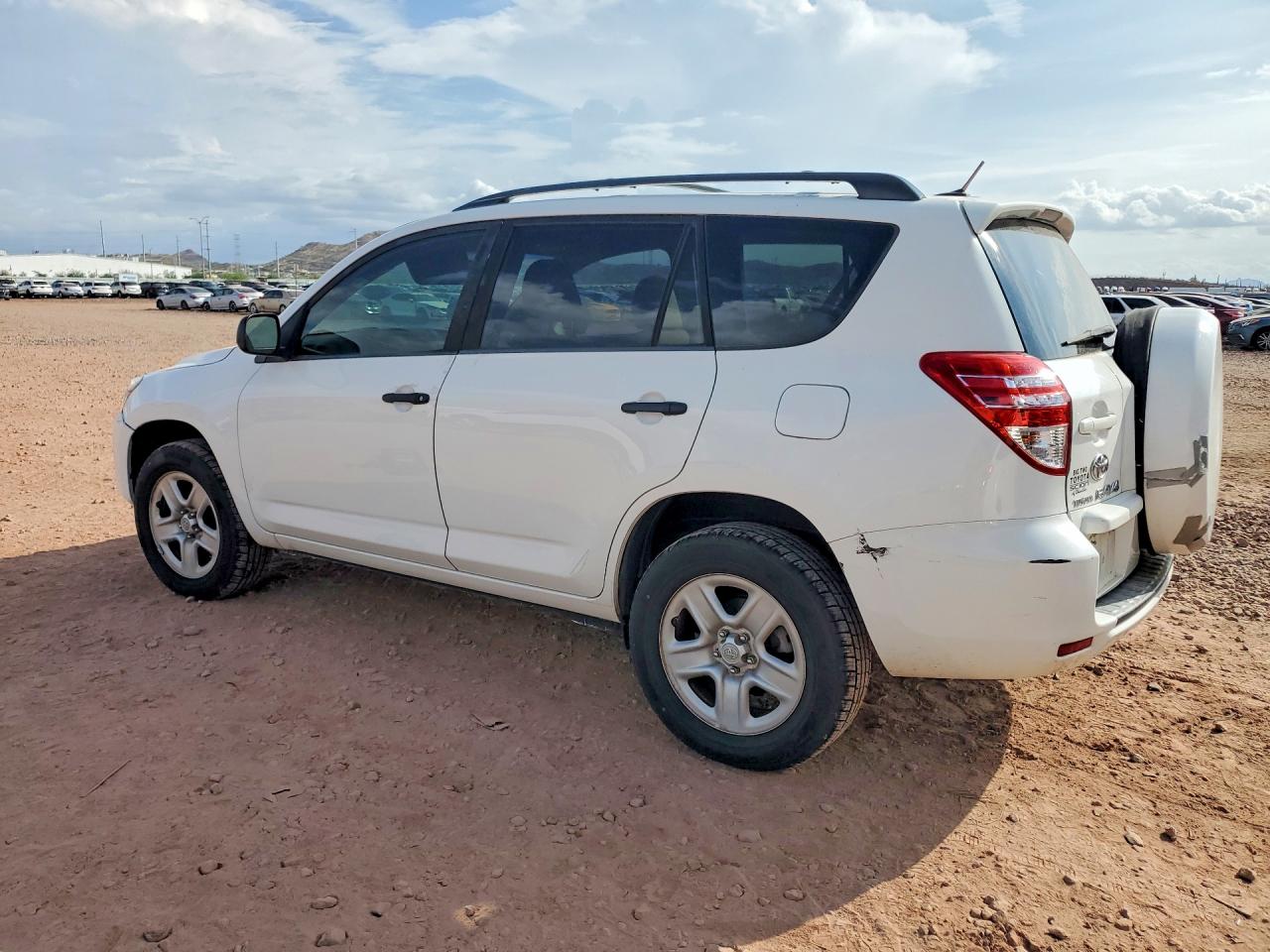 2010 Toyota Rav4 Base White vin: 2T3ZF4DVXAW020370