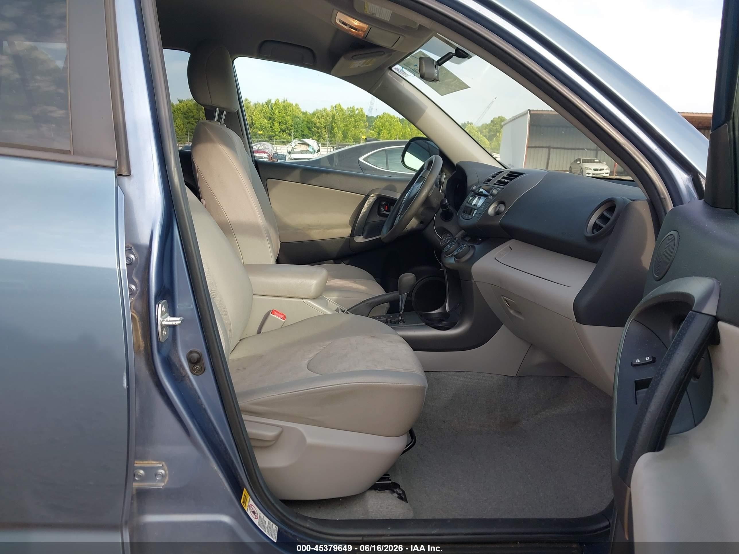 2010 Toyota Rav4   Blue vin: 2T3ZF4DVXAW042448