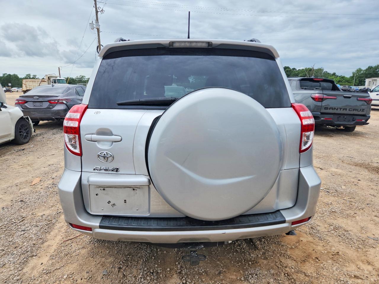 2011 Toyota Rav4 Base Silver vin: 2T3ZF4DVXBW055072