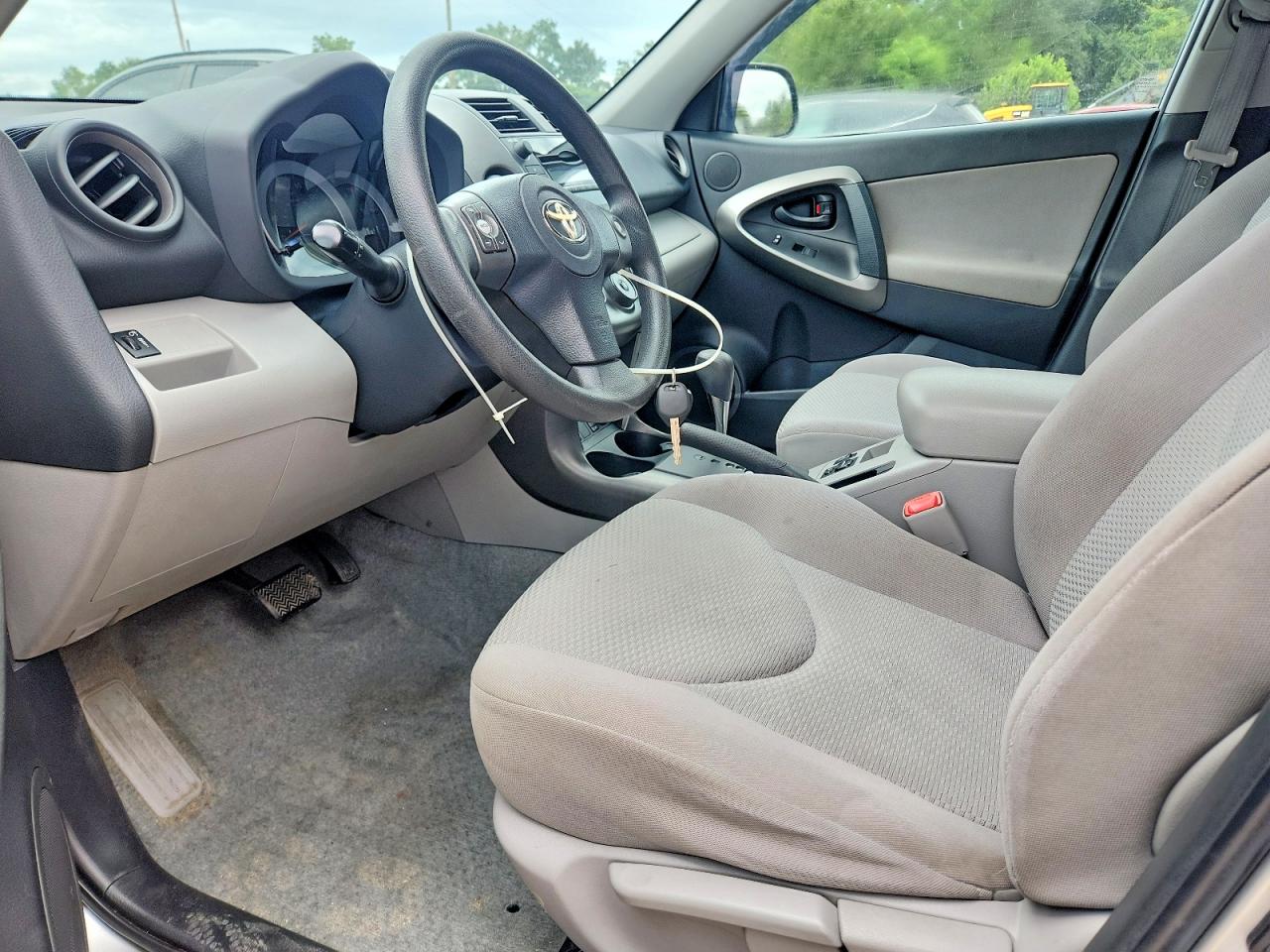 2011 Toyota Rav4 Base Silver vin: 2T3ZF4DVXBW055072