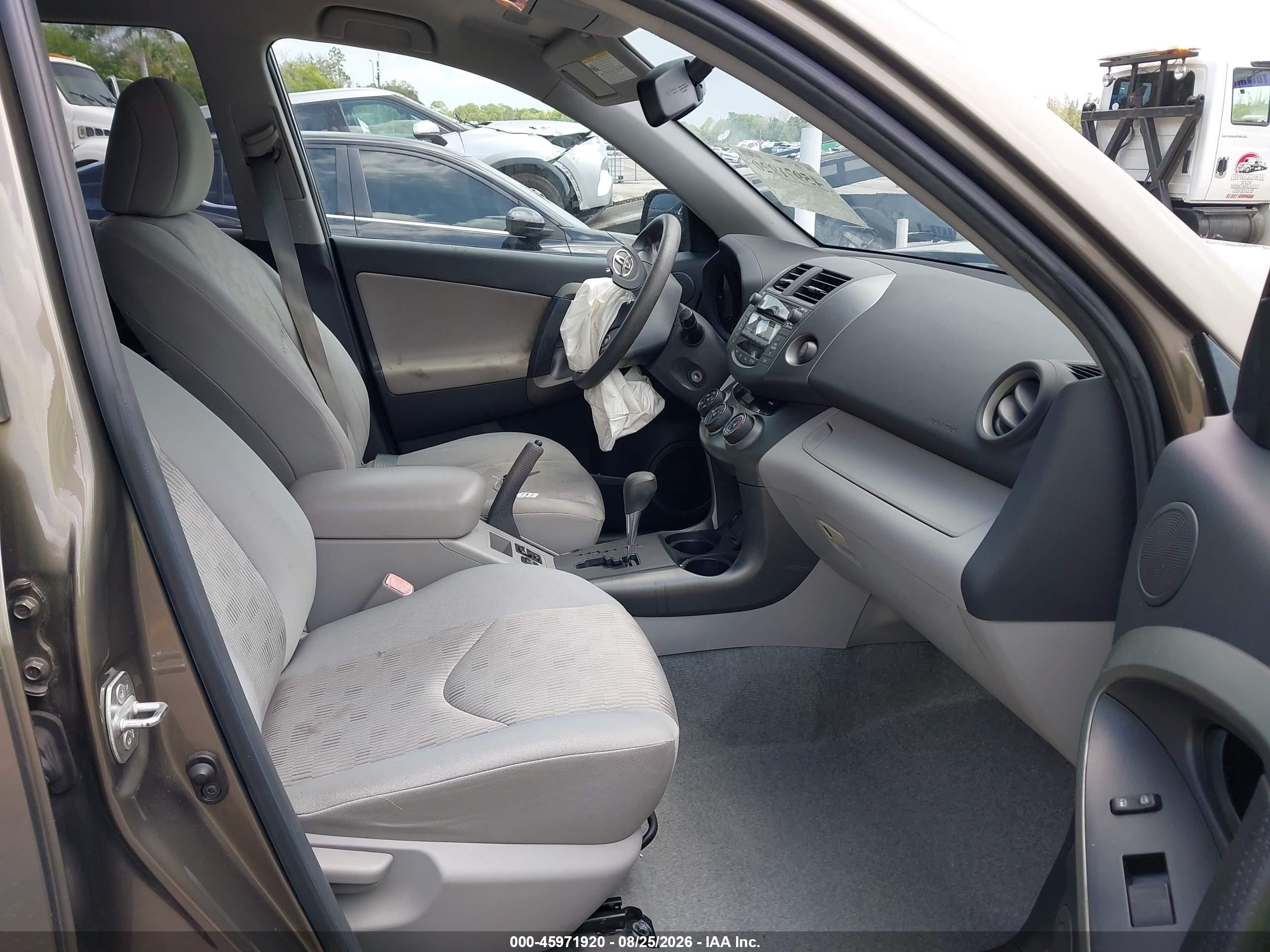 2011 Toyota Rav4   Gray vin: 2T3ZF4DVXBW056013