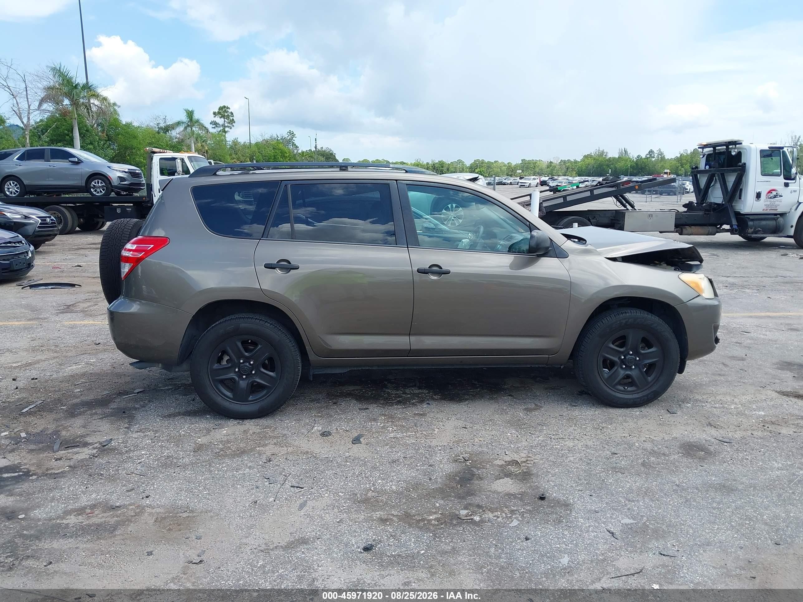 2011 Toyota Rav4   Gray vin: 2T3ZF4DVXBW056013