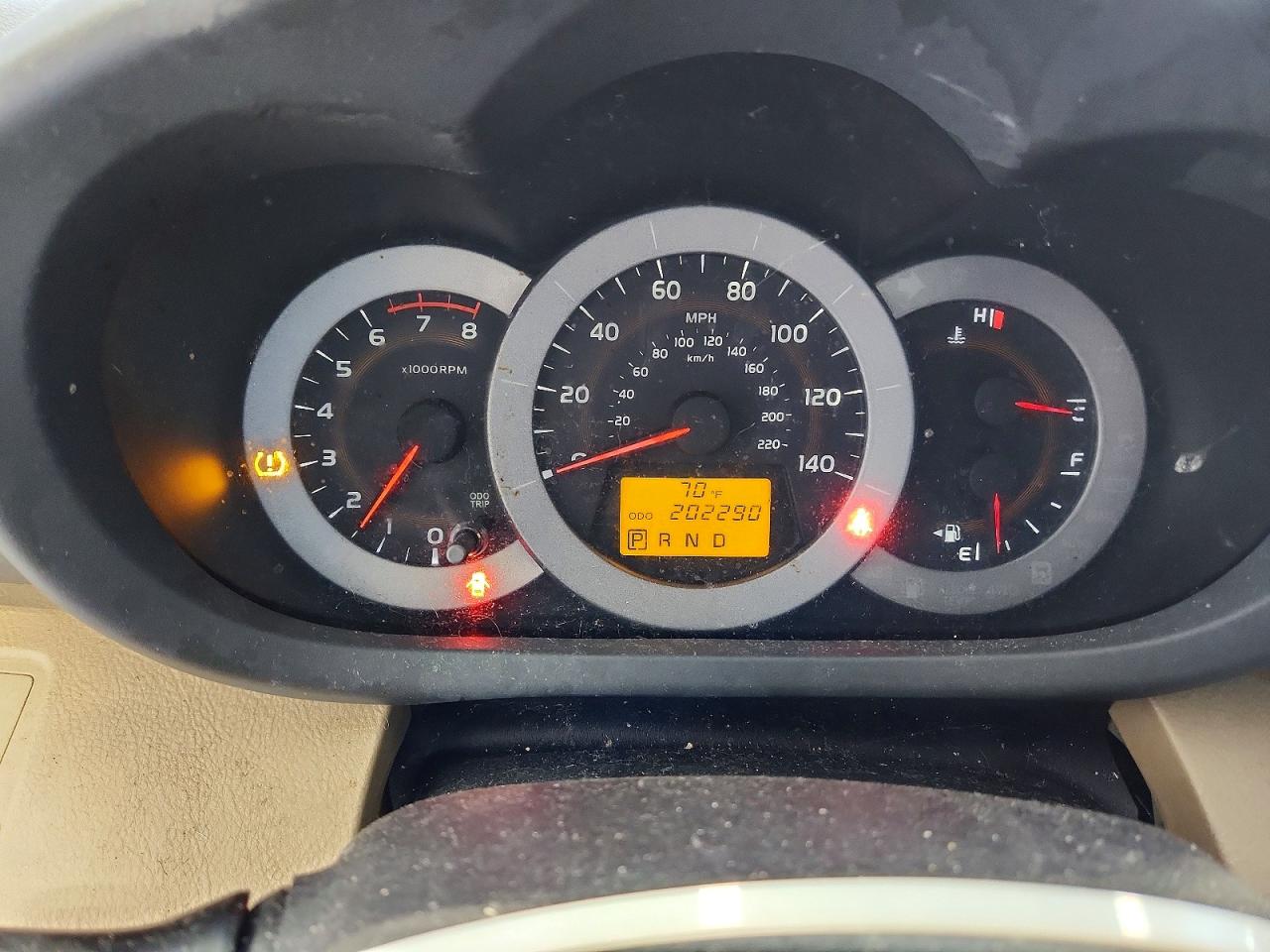 2011 Toyota Rav4 Base Gold vin: 2T3ZF4DVXBW060336