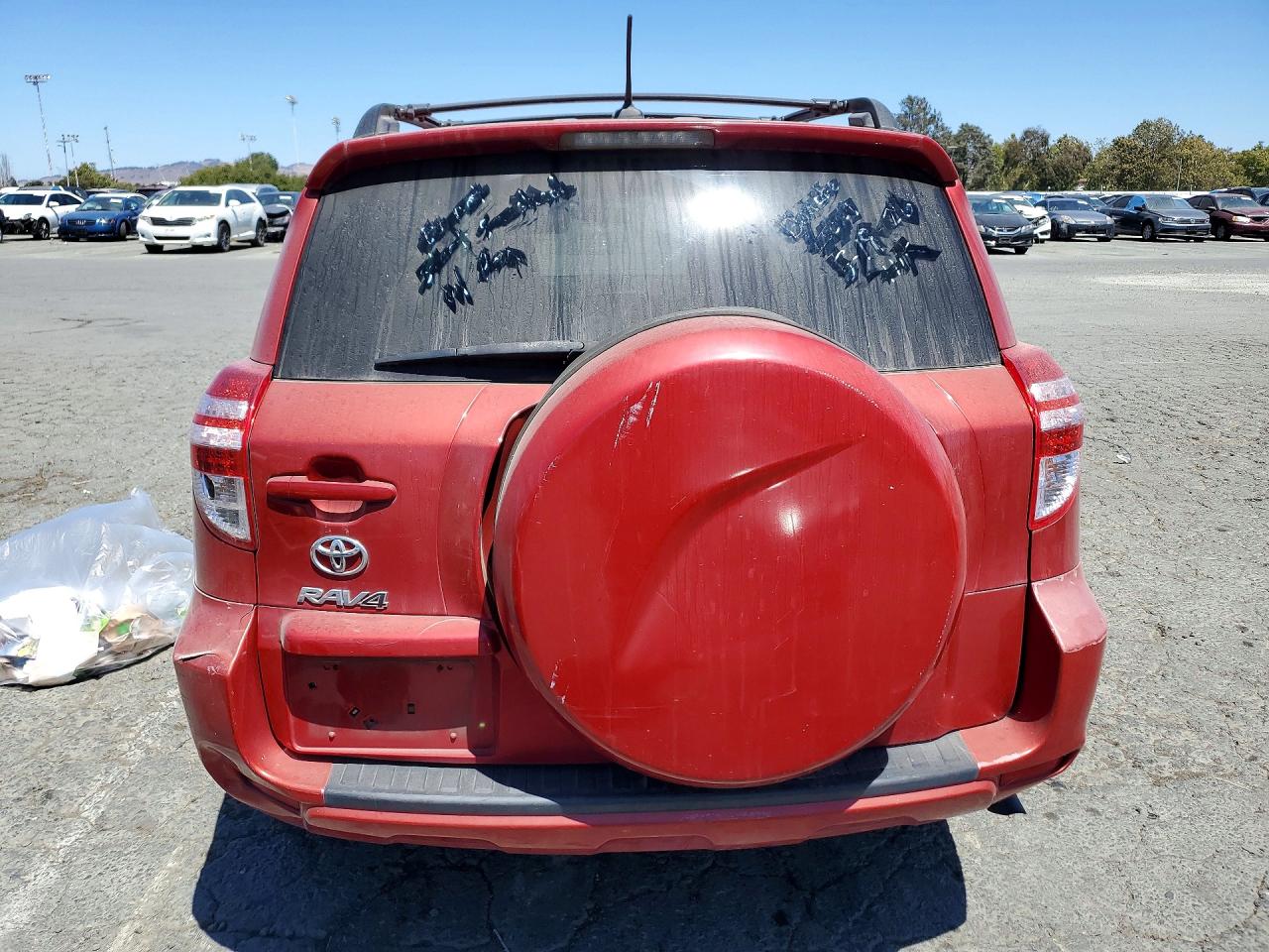 2011 Toyota Rav4 Base Red vin: 2T3ZF4DVXBW066413