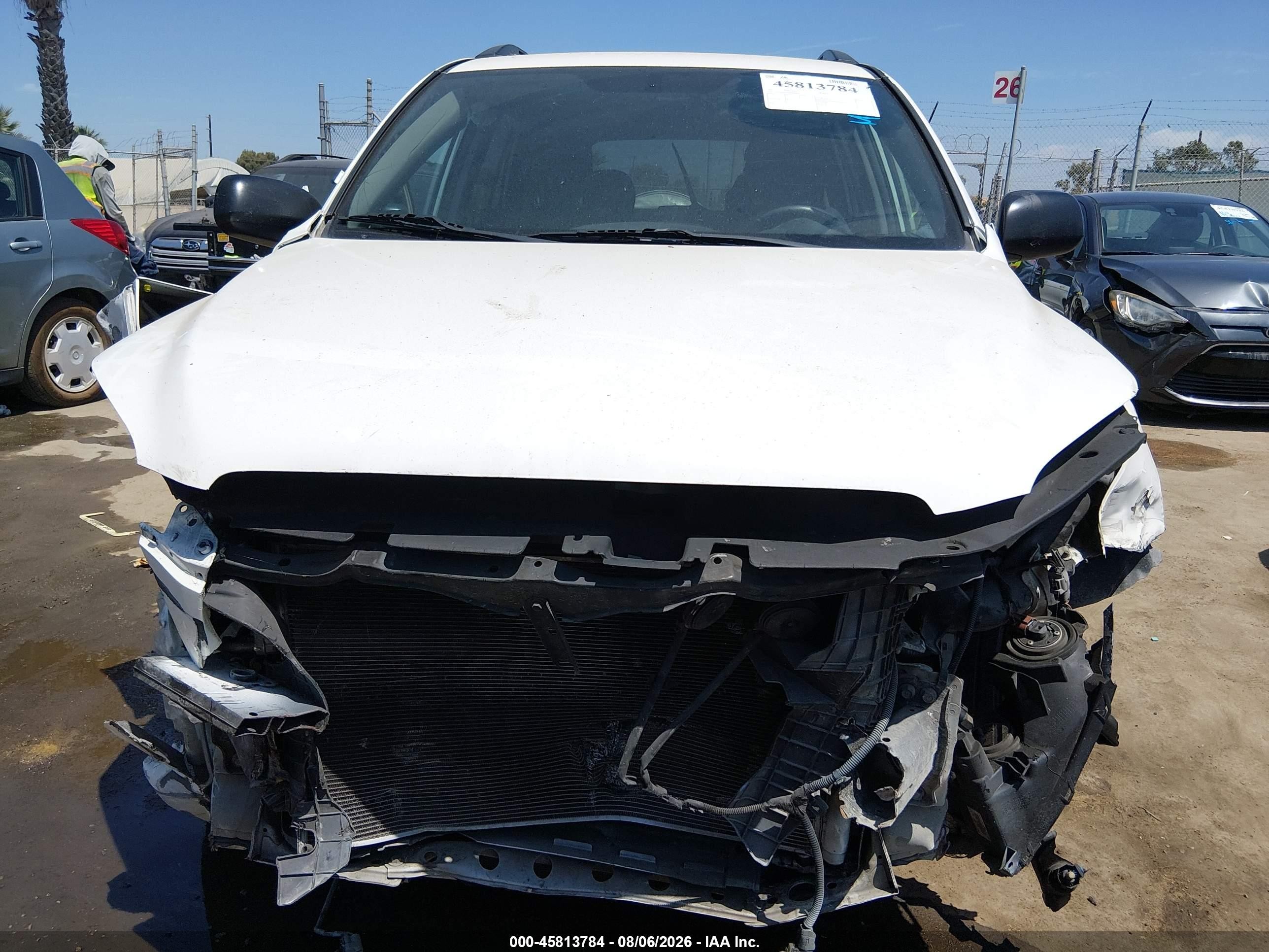 2011 Toyota Rav4   White vin: 2T3ZF4DVXBW099864
