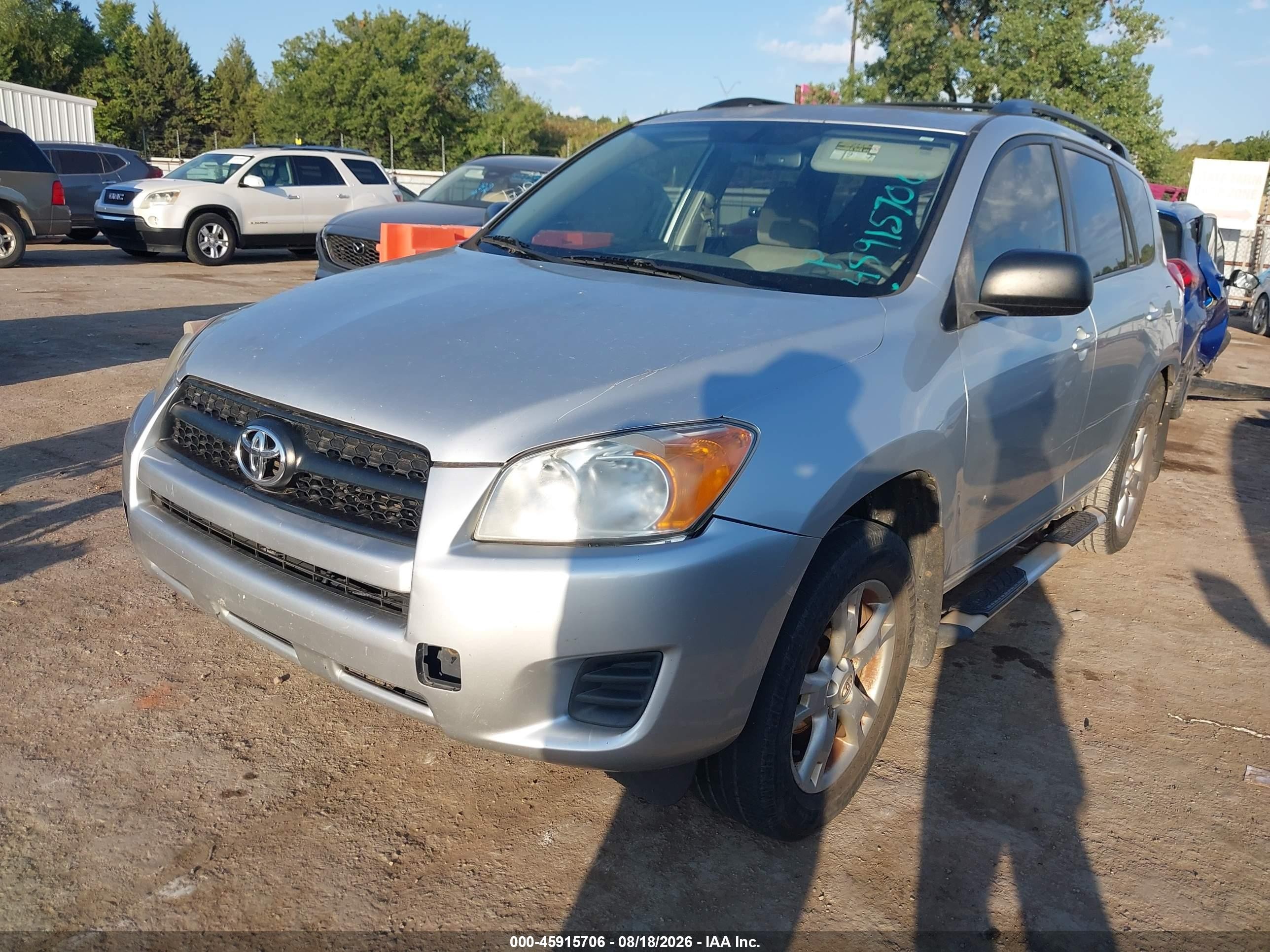 2011 Toyota Rav4   Silver vin: 2T3ZF4DVXBW101192