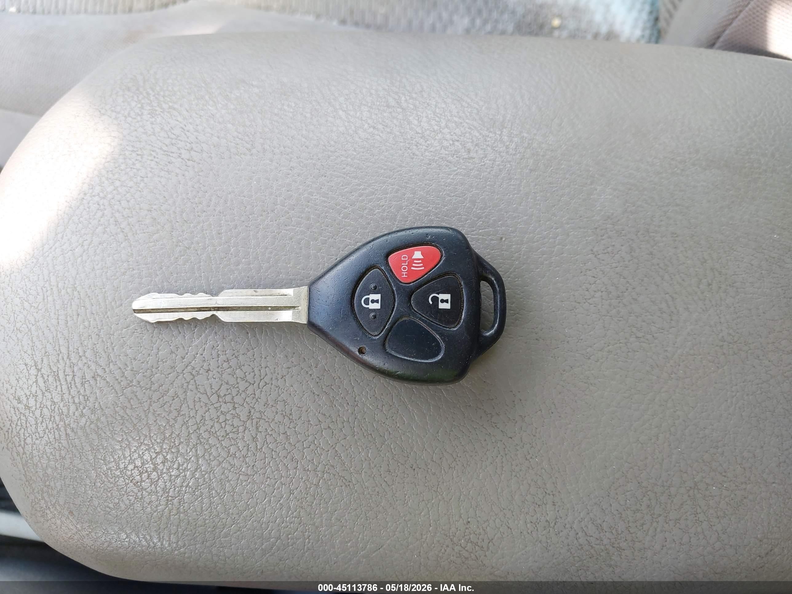 2011 Toyota Rav4 Красный vin: 2T3ZF4DVXBW102634