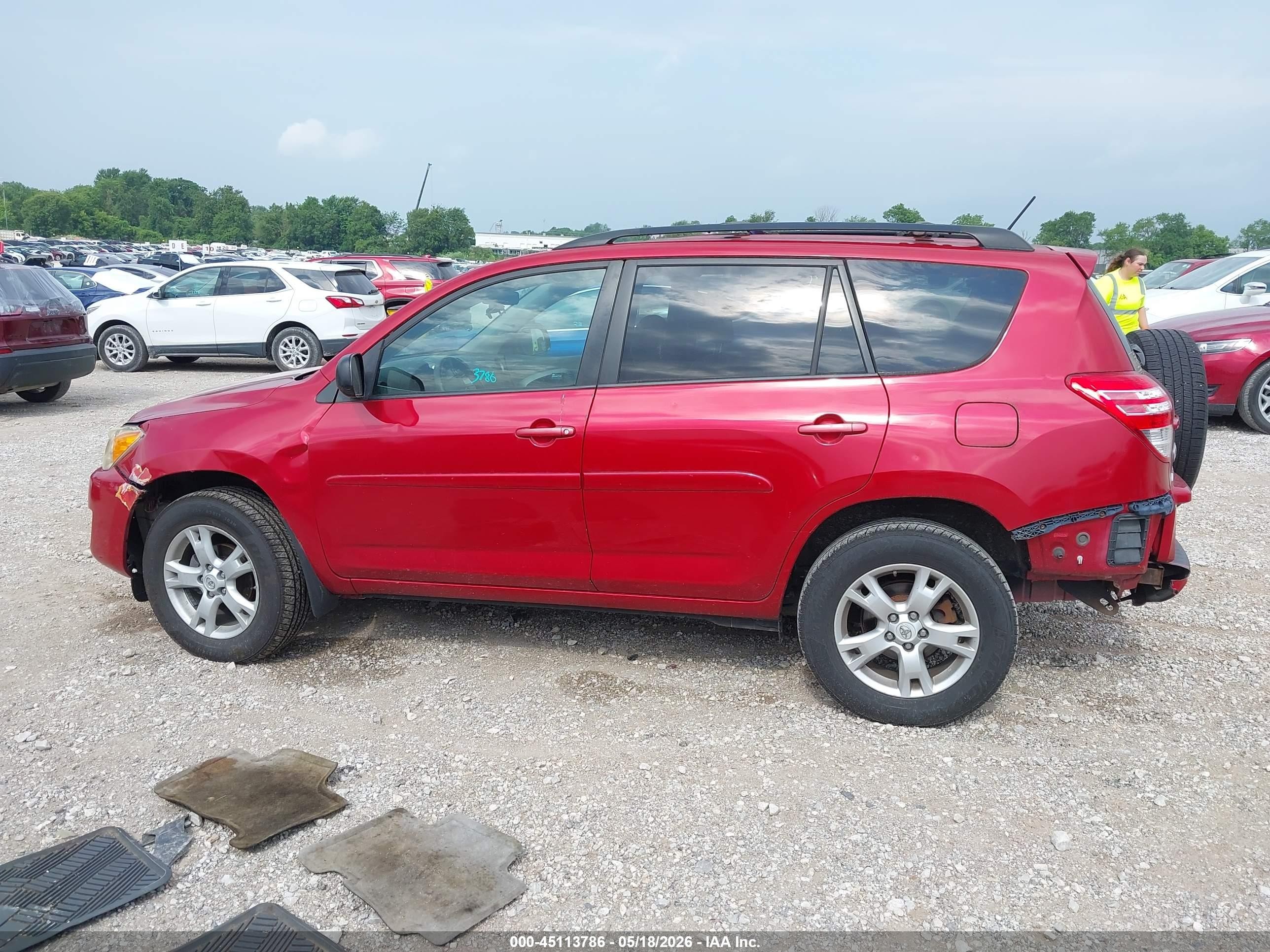2011 Toyota Rav4 Красный vin: 2T3ZF4DVXBW102634