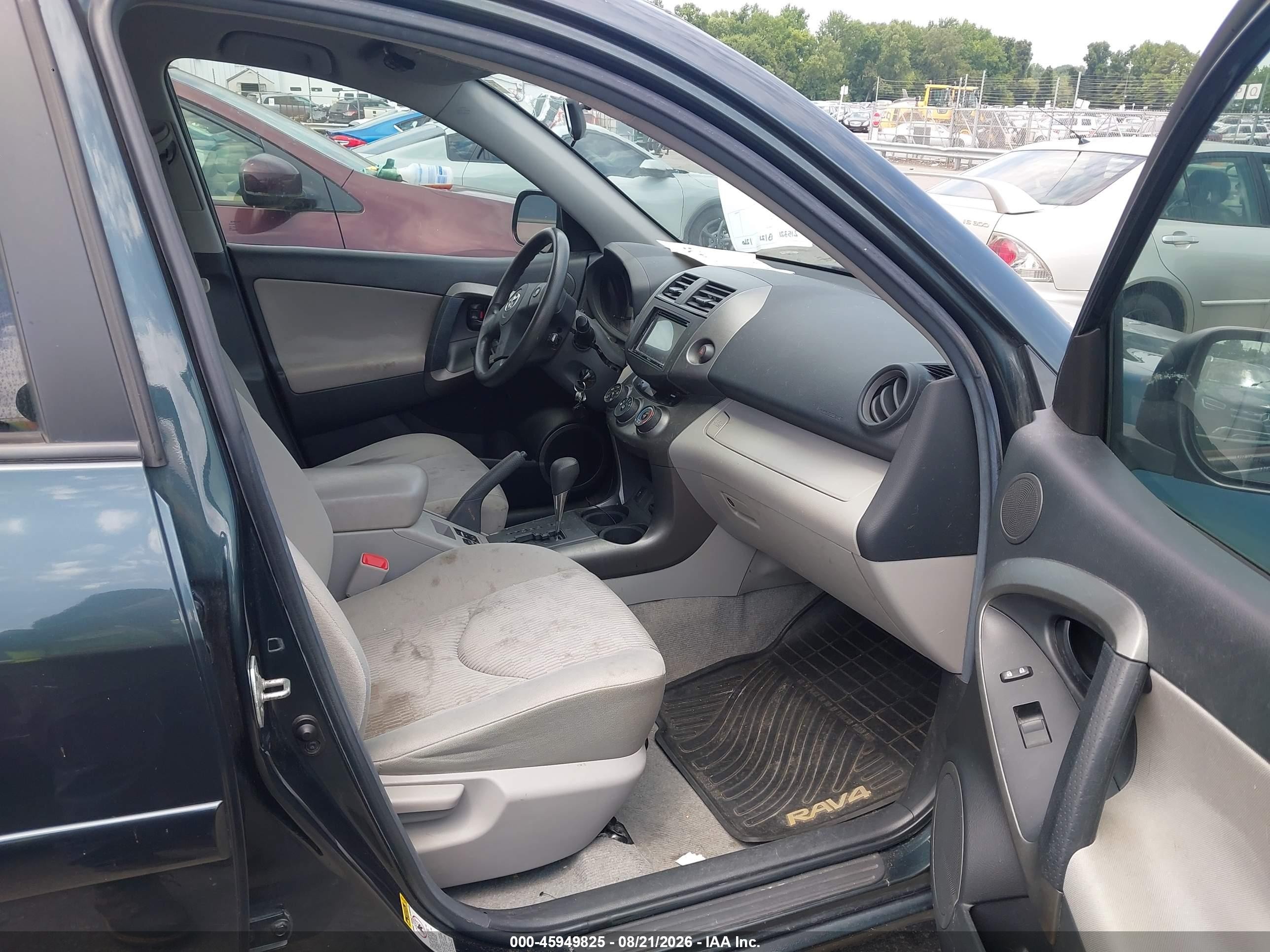 2011 Toyota Rav4   Blue vin: 2T3ZF4DVXBW104965