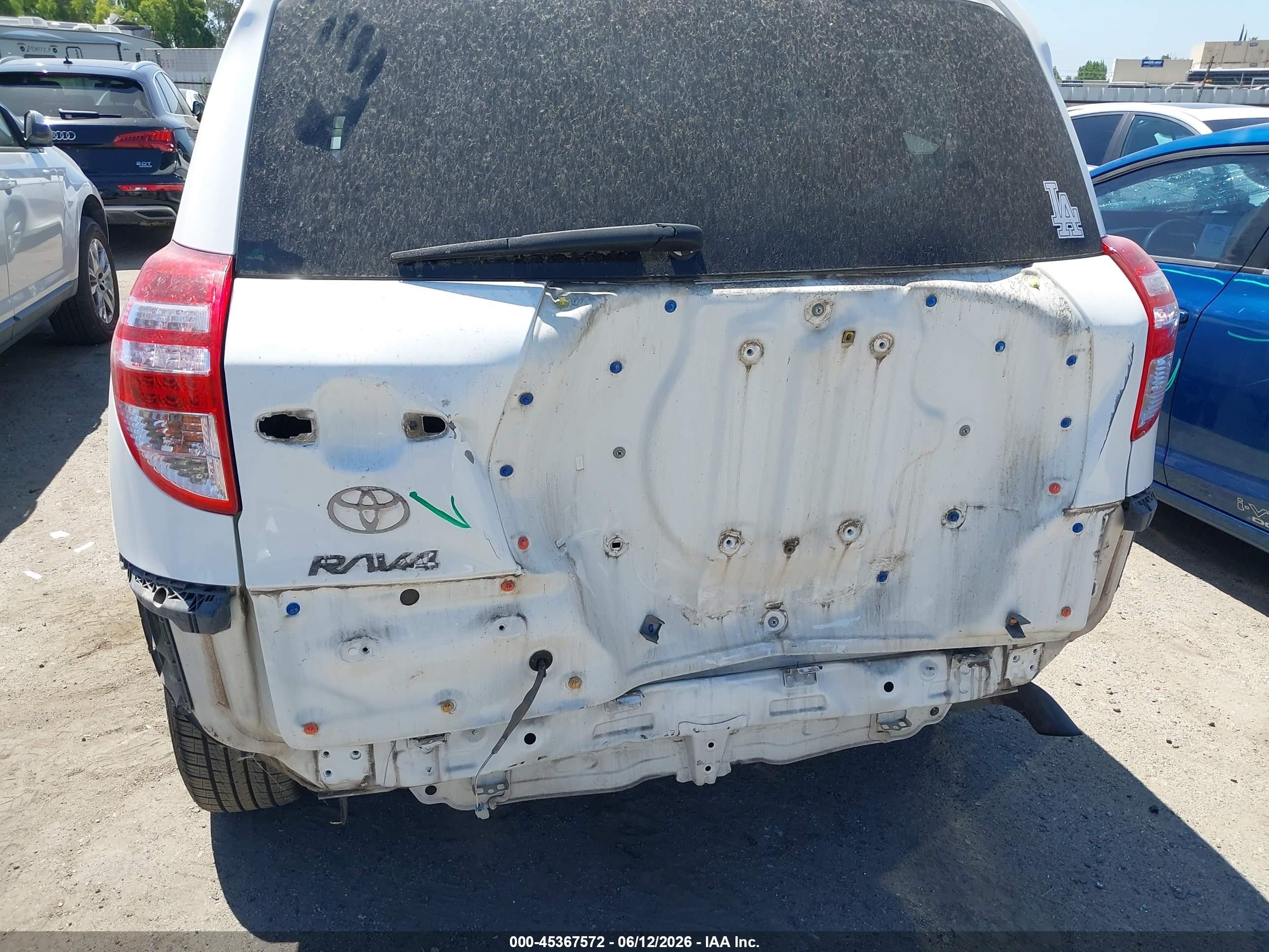 2012 Toyota Rav4   White vin: 2T3ZF4DVXCW116373