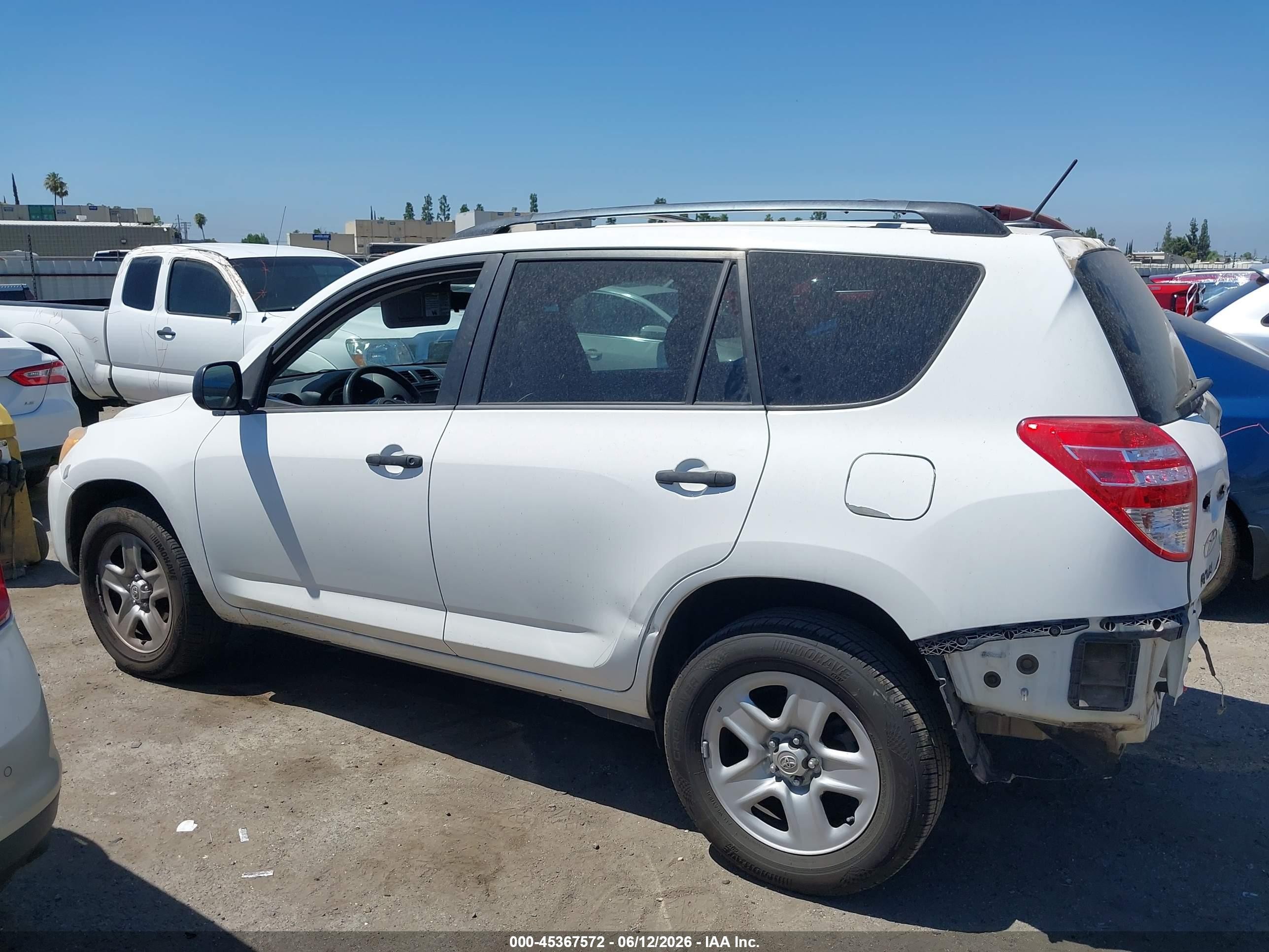 2012 Toyota Rav4   White vin: 2T3ZF4DVXCW116373