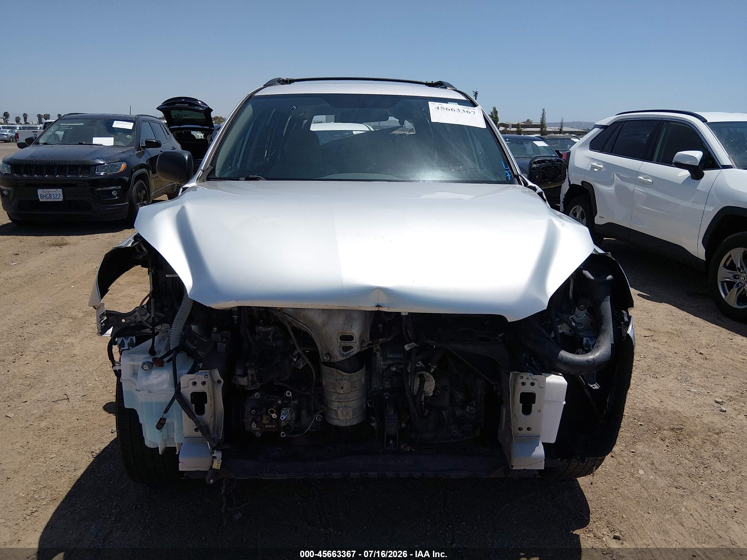 2012 Toyota Rav4   Silver vin: 2T3ZF4DVXCW118060