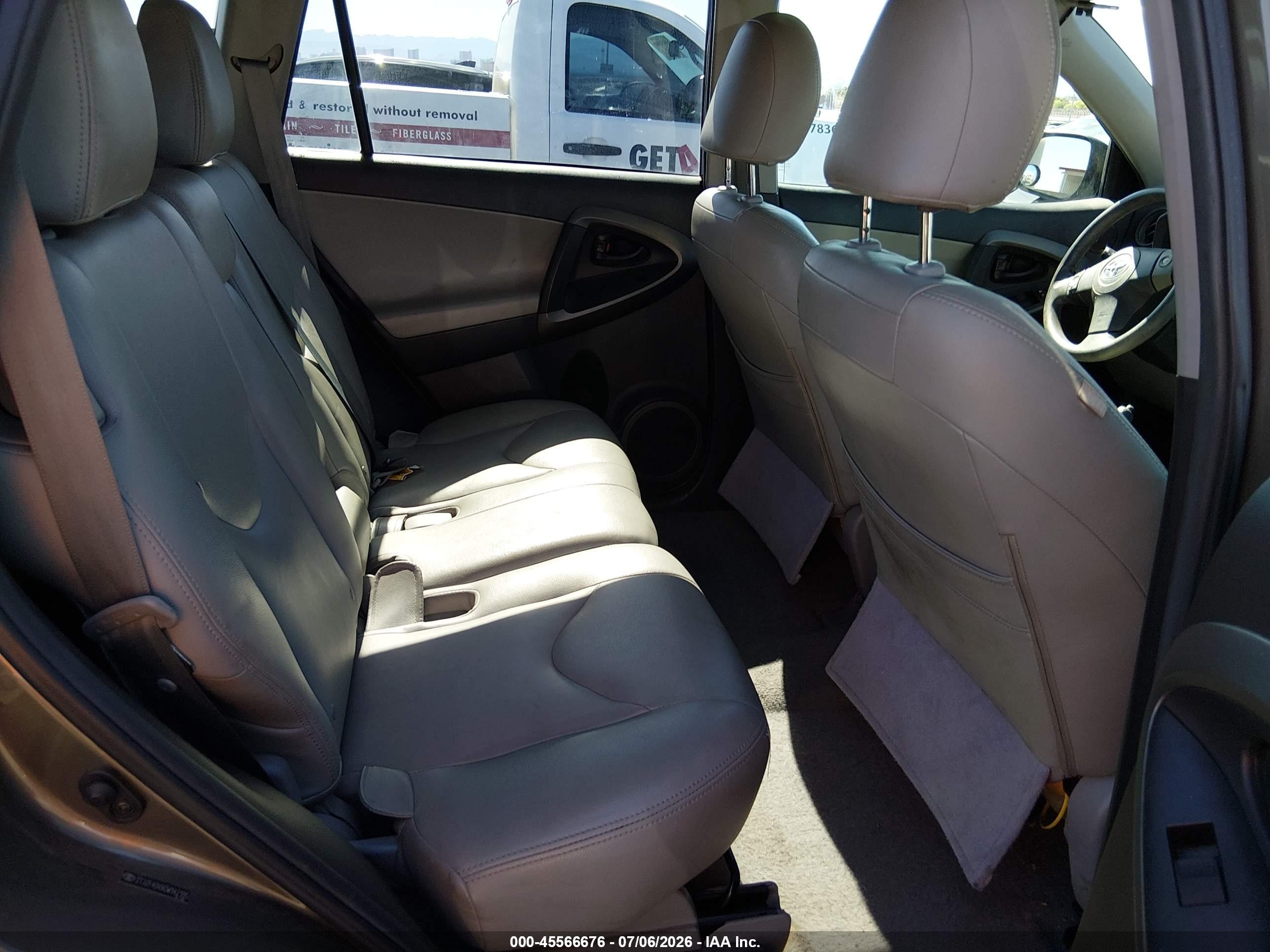 2012 Toyota Rav4   Tan vin: 2T3ZF4DVXCW142195