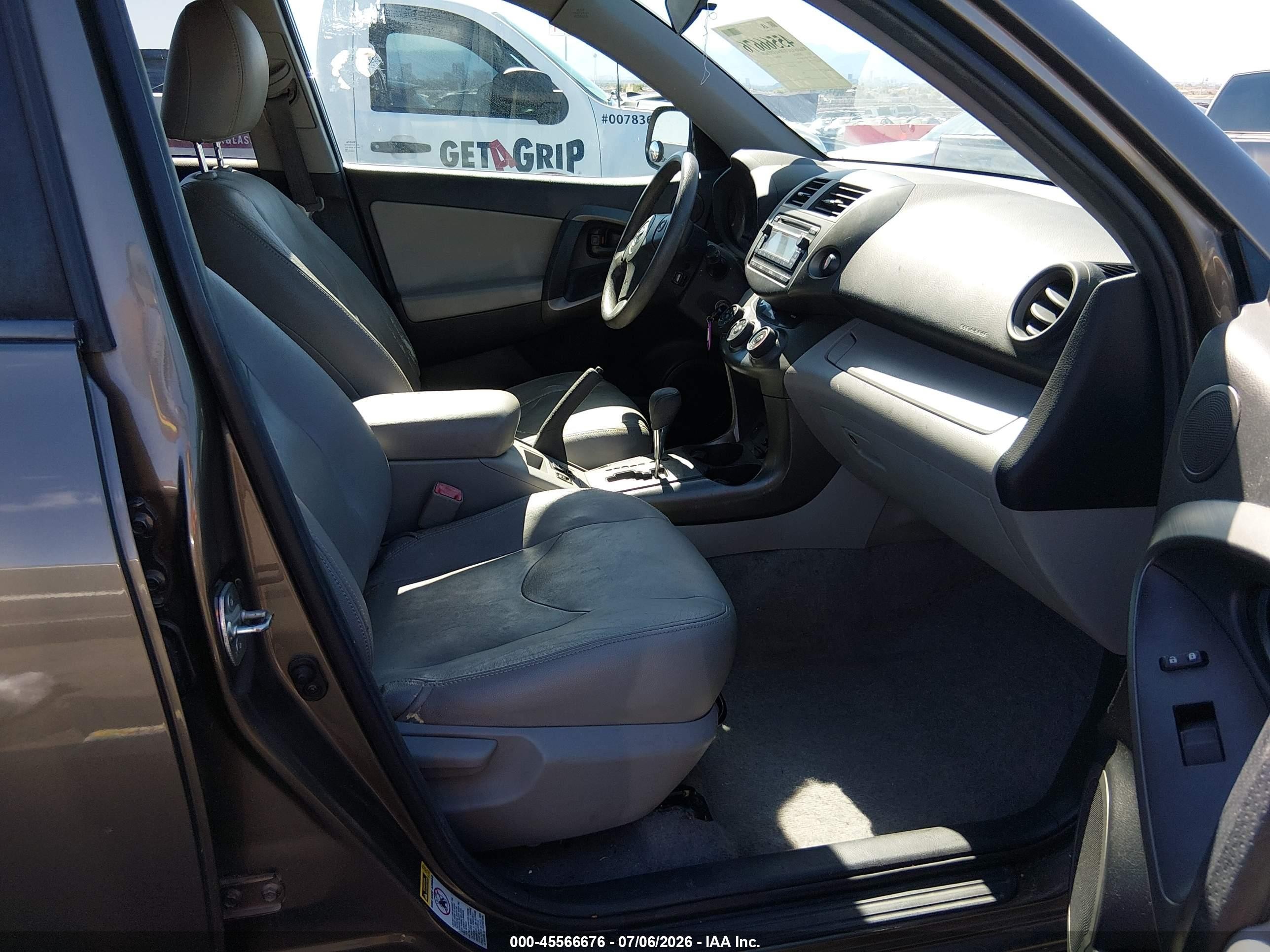 2012 Toyota Rav4   Tan vin: 2T3ZF4DVXCW142195