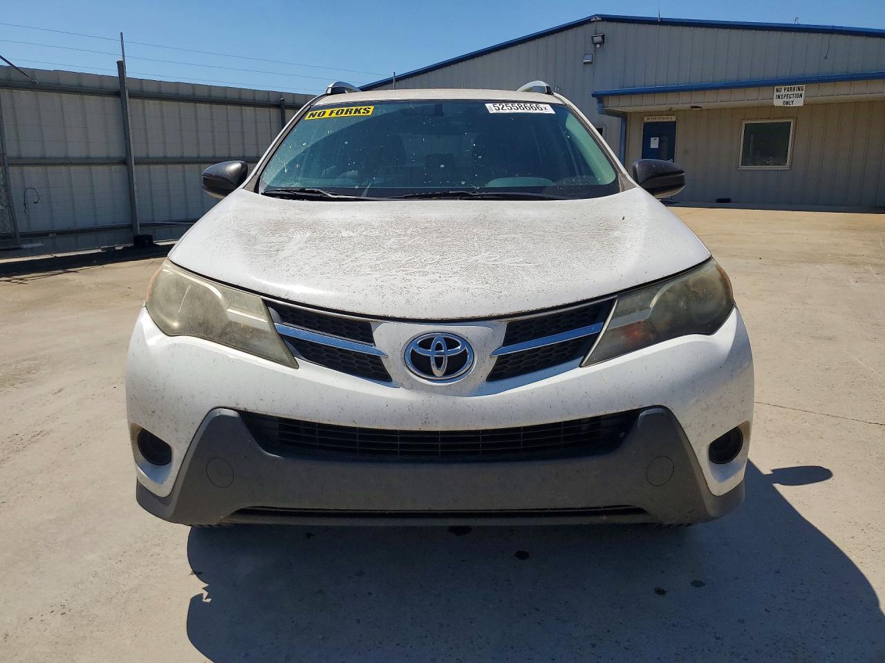 2013 Toyota Rav4 Le White vin: 2T3ZFREV0DW039090