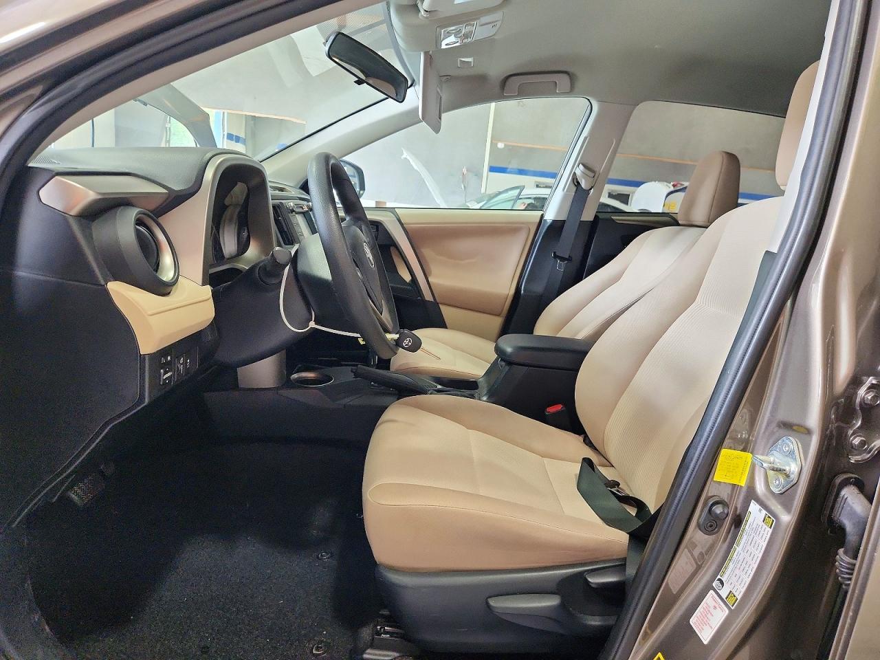 2013 Toyota Rav4 Le Gray vin: 2T3ZFREV0DW065446