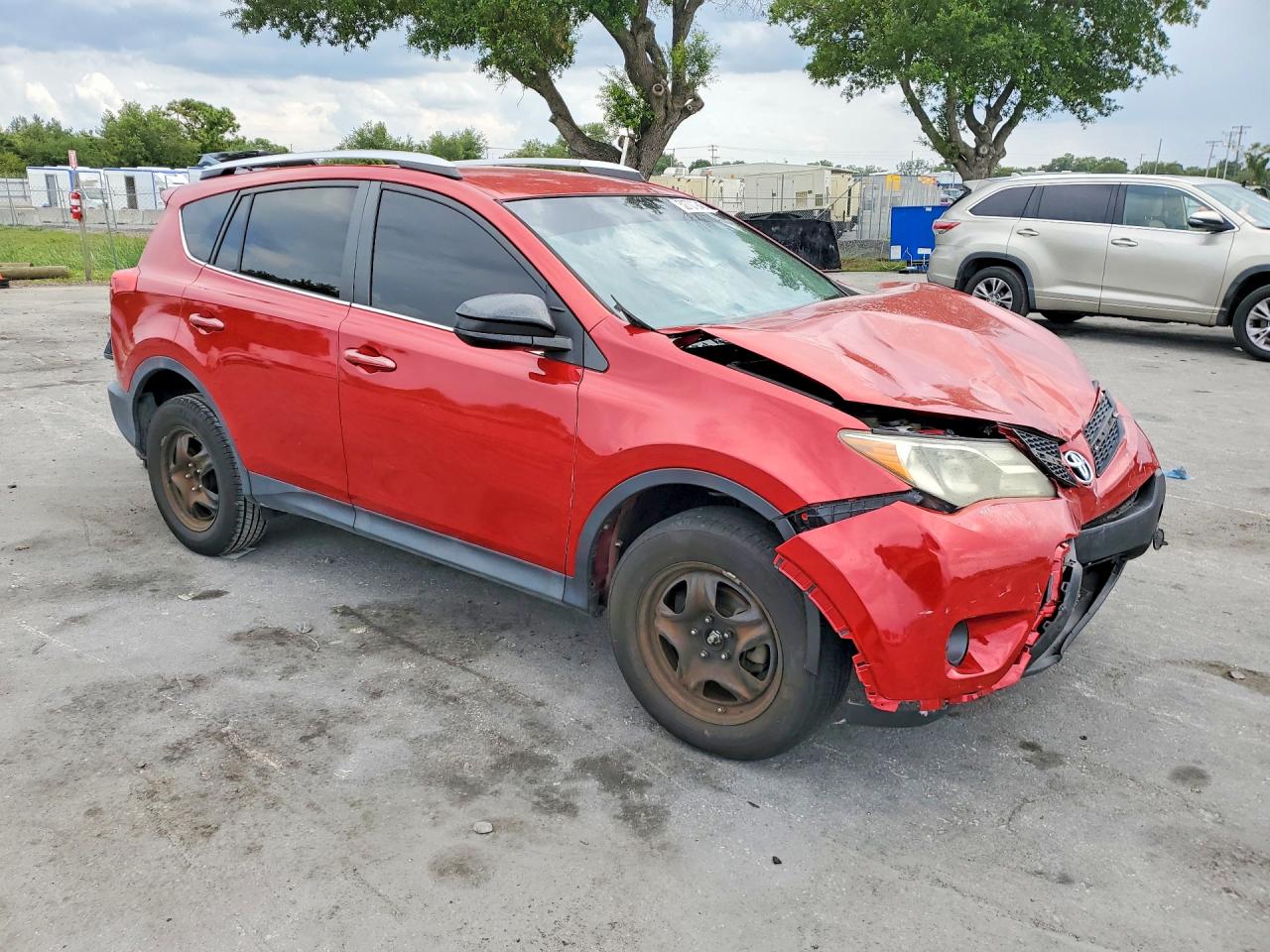 2014 Toyota Rav4 Le Red vin: 2T3ZFREV0EW093393