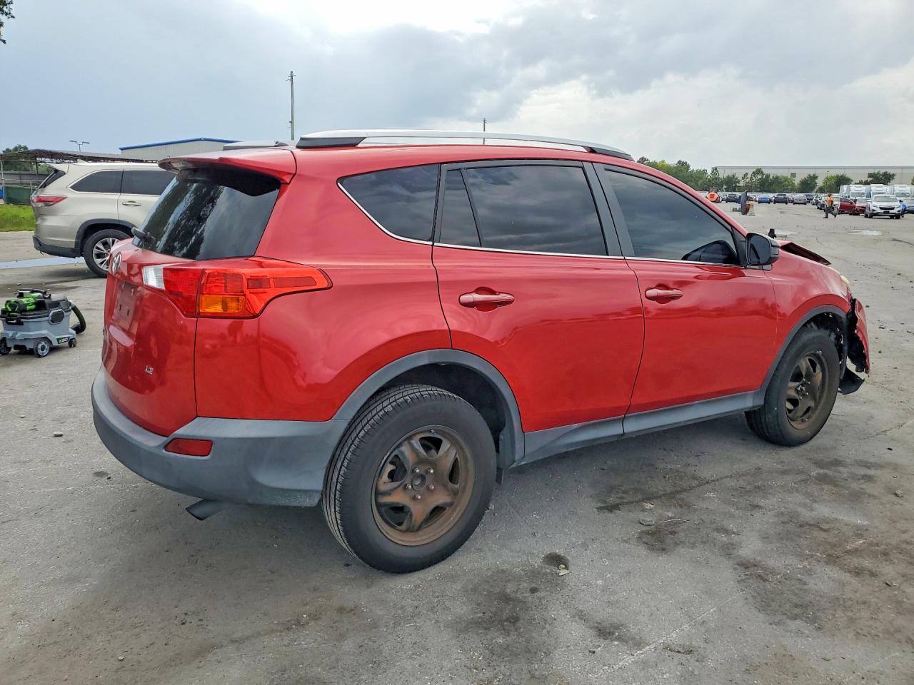 2014 Toyota Rav4 Le Red vin: 2T3ZFREV0EW093393