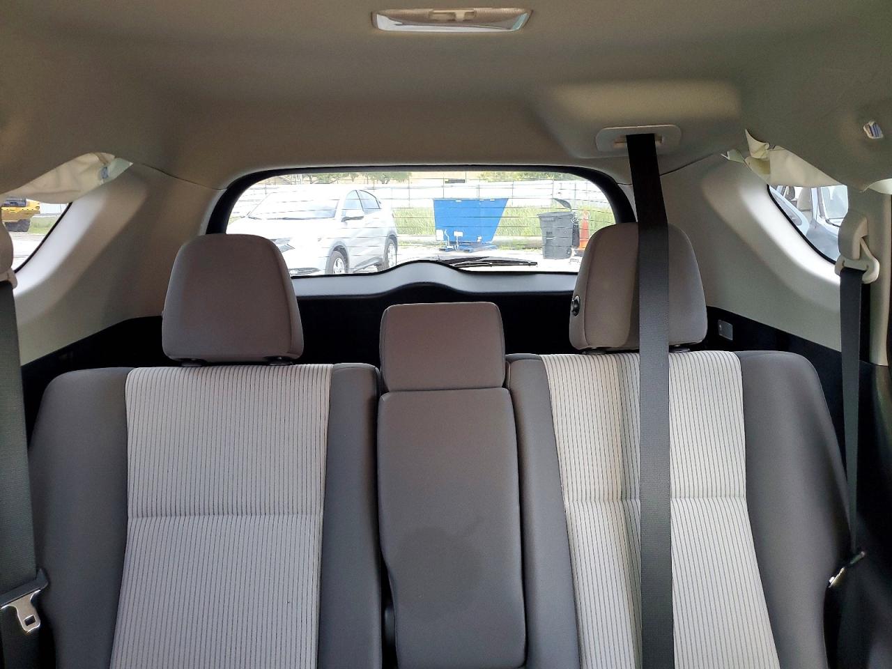 2014 Toyota Rav4 Le Red vin: 2T3ZFREV0EW093393