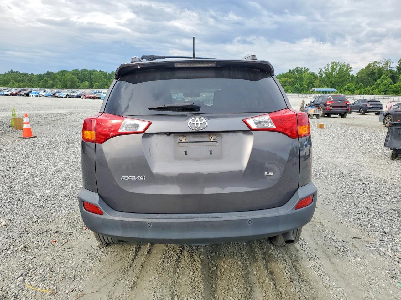 2015 Toyota Rav4 Le Gray vin: 2T3ZFREV0FW142769