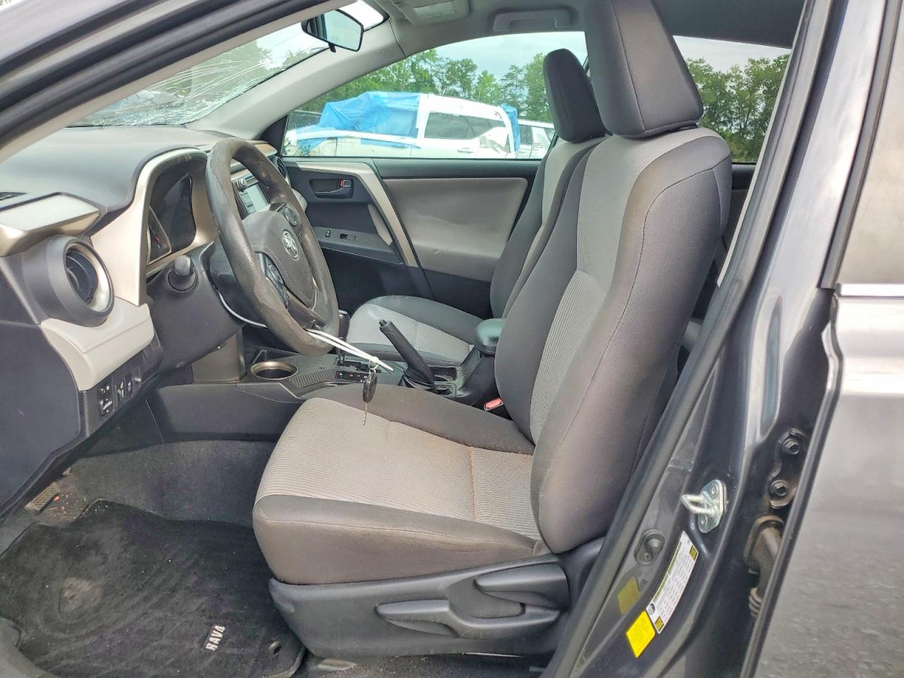 2015 Toyota Rav4 Le Gray vin: 2T3ZFREV0FW142769
