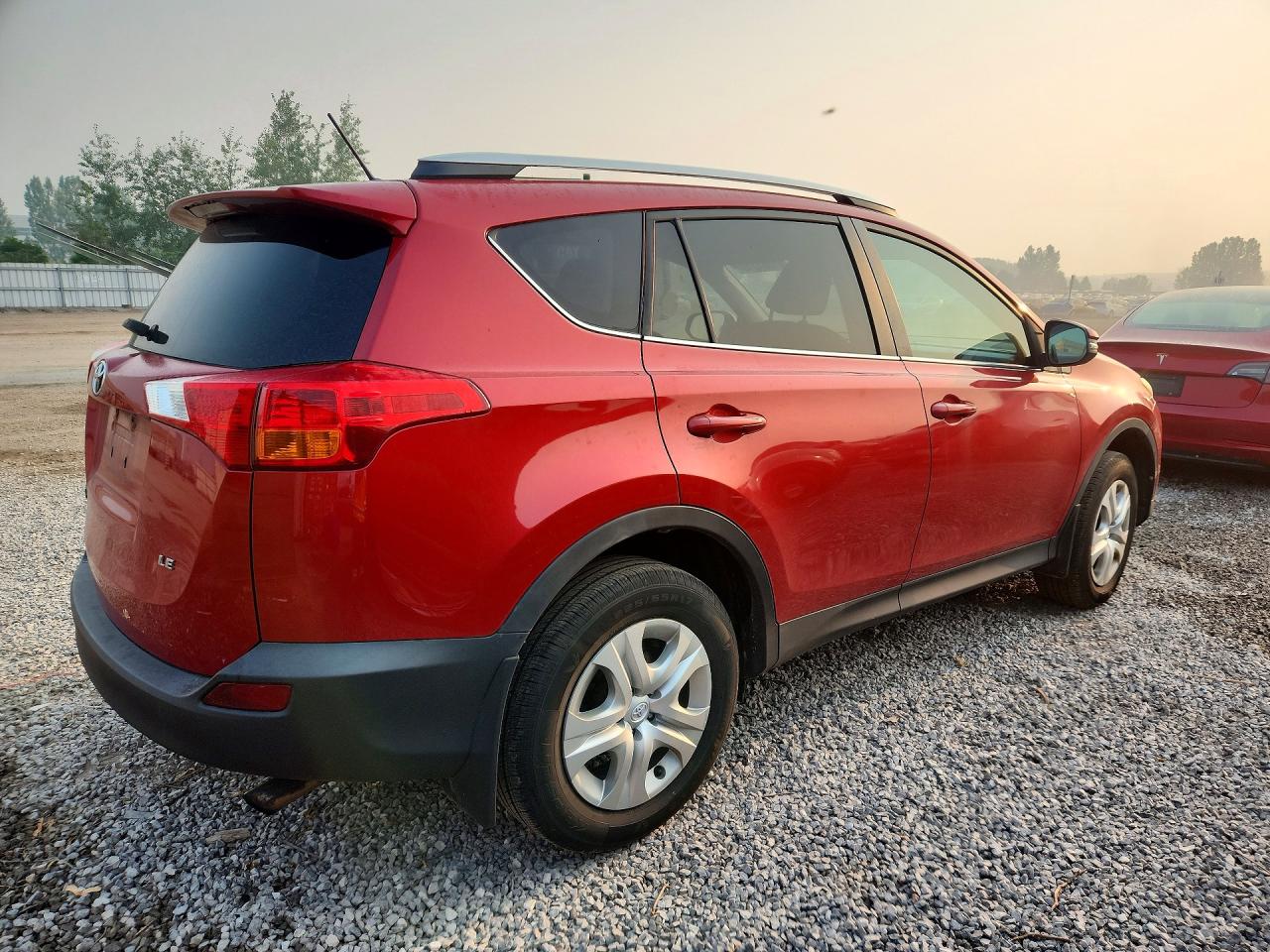 2015 Toyota Rav4 Le Red vin: 2T3ZFREV0FW156302