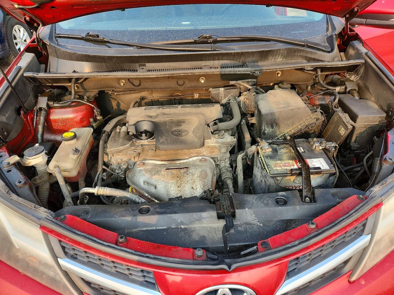 2015 Toyota Rav4 Le Red vin: 2T3ZFREV0FW156302