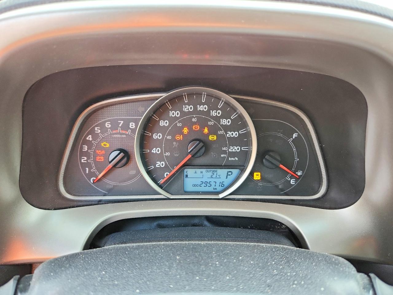 2015 Toyota Rav4 Le Red vin: 2T3ZFREV0FW156302